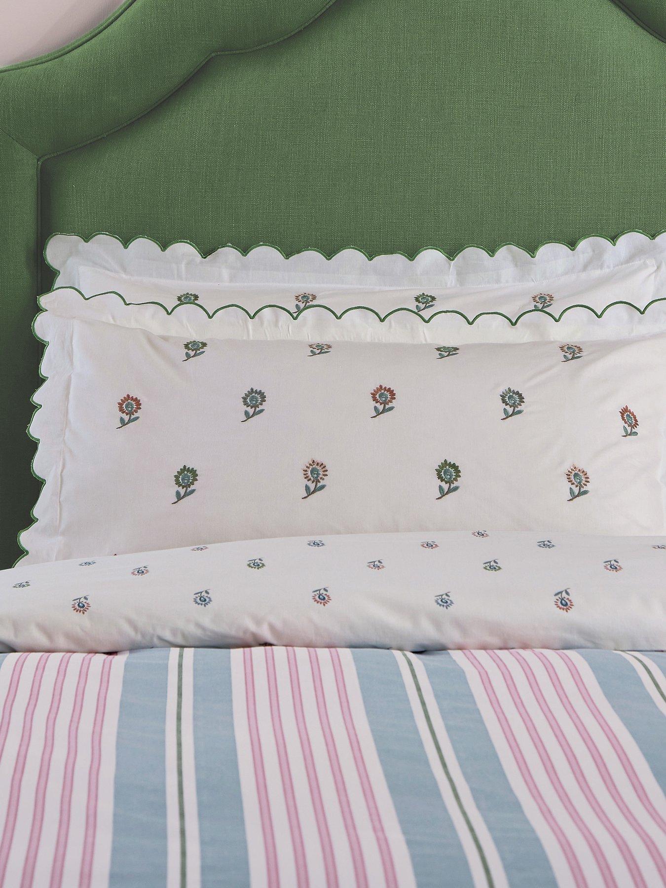 Joules Come Rain Or Shine Embriodered 100% Cotton Oxford Pillowcase Pairs Multi