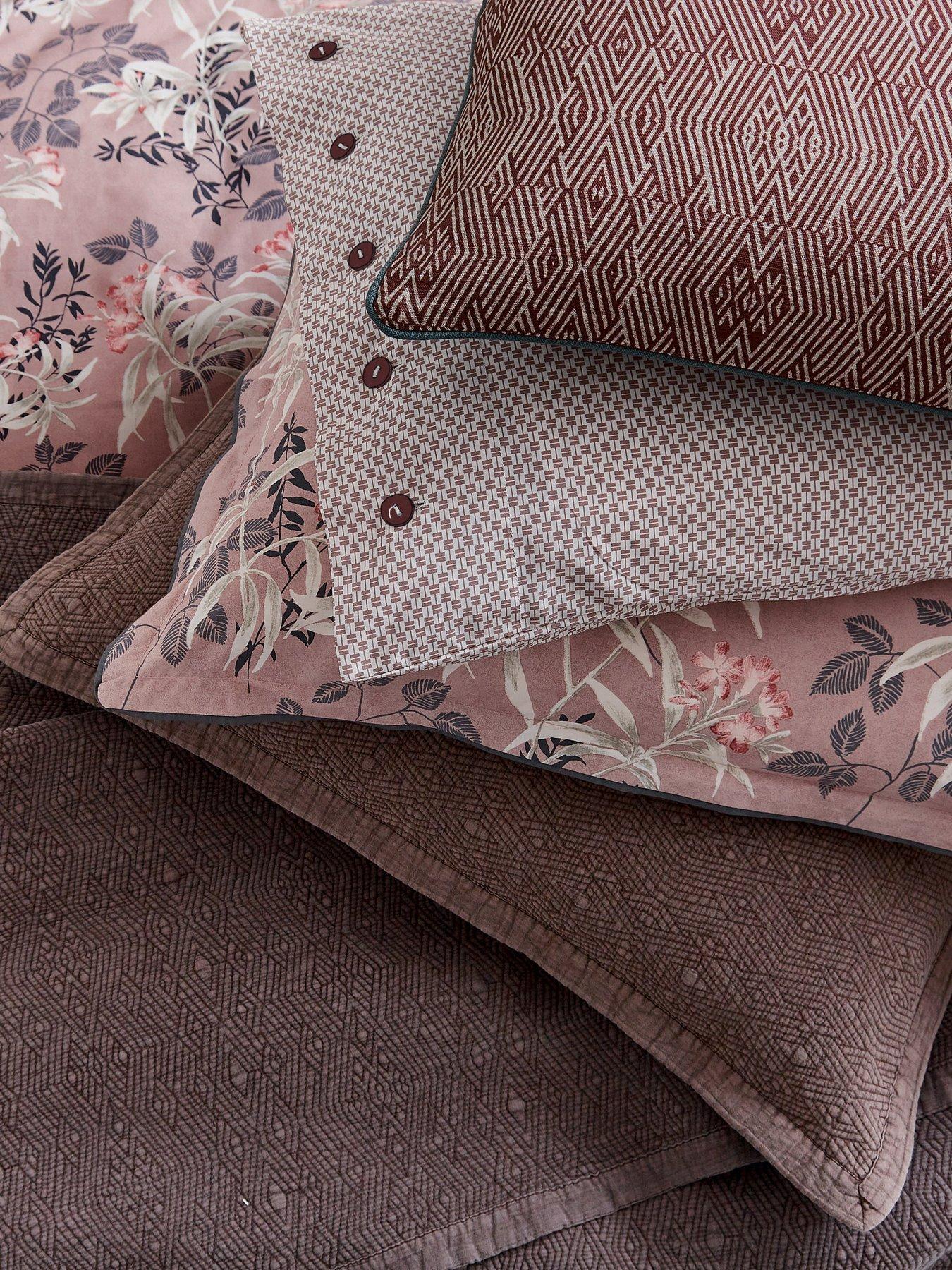 Image 5 of 5 of Bedeck of Belfast Katara Cover Set 100% Cotton Pink/Grey