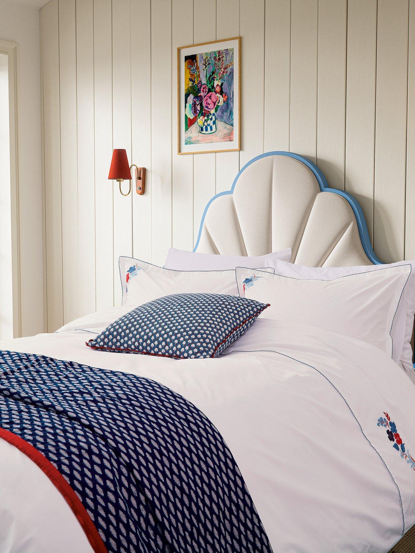 Land & Shore Fia Standard Pillow Case Pair Blue / Red