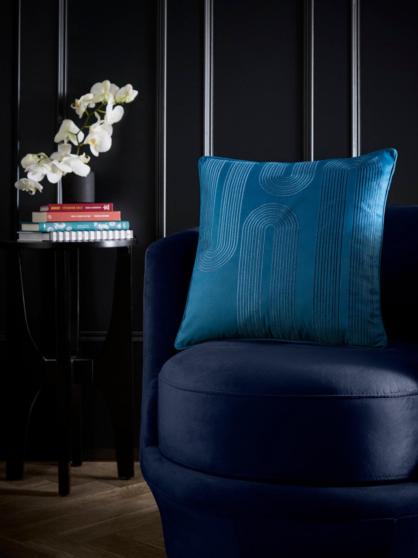 Laurence Llewelyn-Bowen Diva Embroidery Filled Cushion