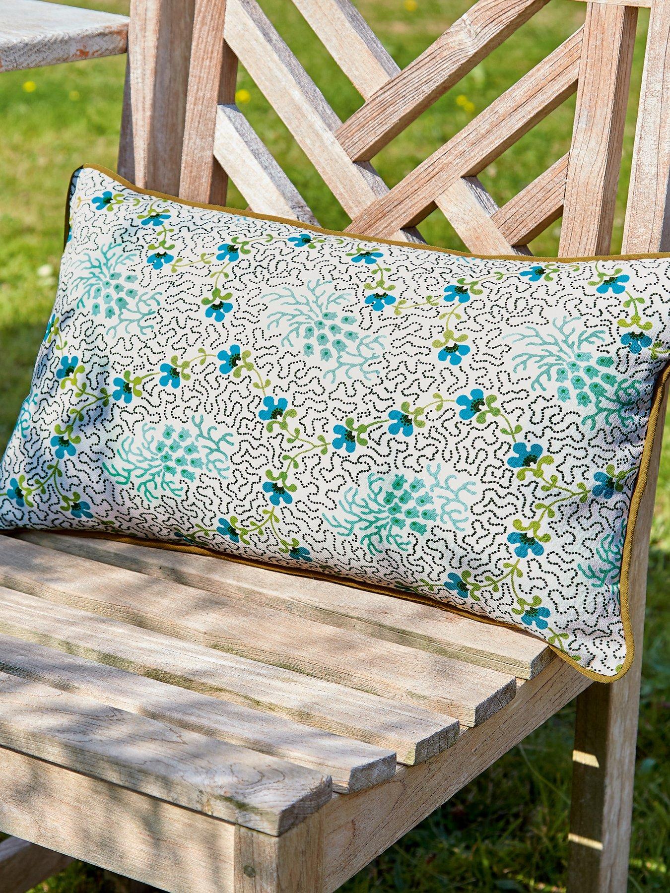 Land & Shore Dotty Outdoor Cushions 50X30Cm Green