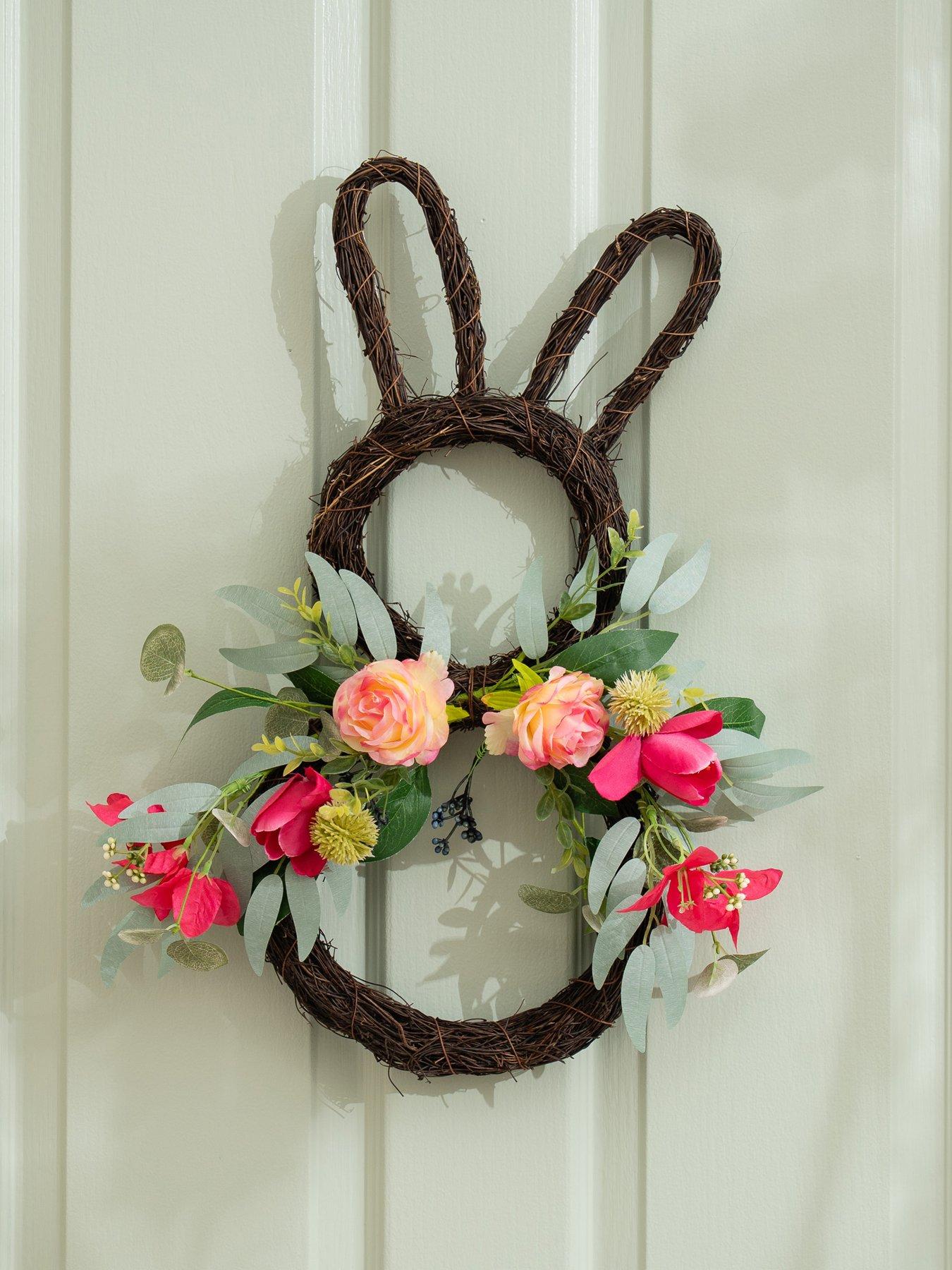 Scottish Everlastings 50cm Bougainvillea & Eucalyptus Rabbit Wreath