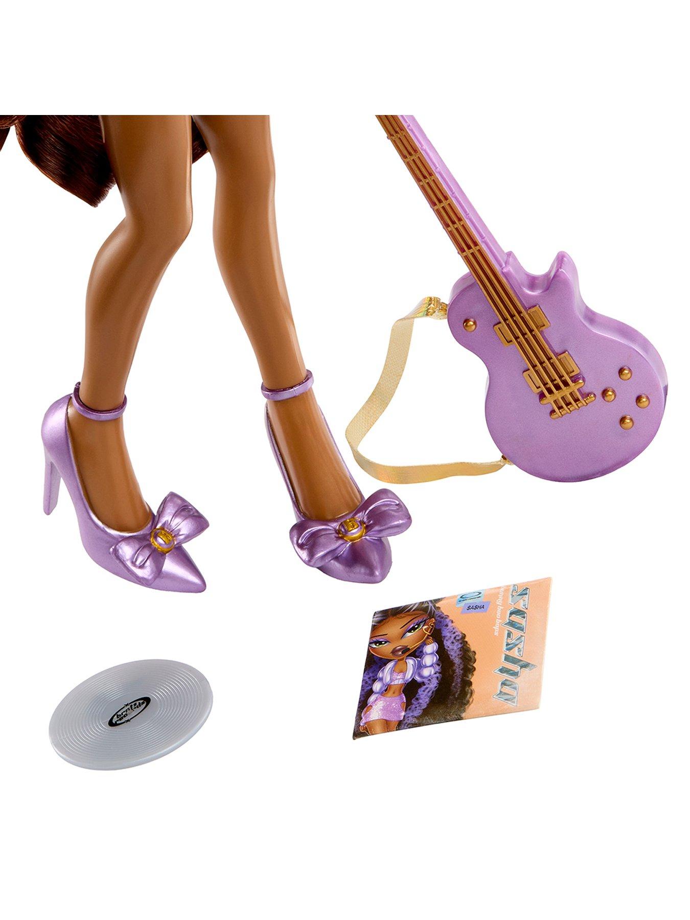 Image 4 of 7 of Bratz Pop Starz Doll - Sasha