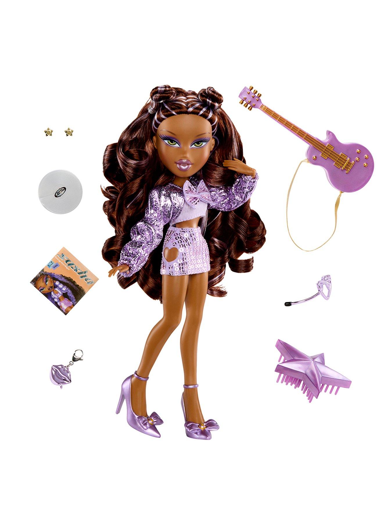 Image 5 of 7 of Bratz Pop Starz Doll - Sasha