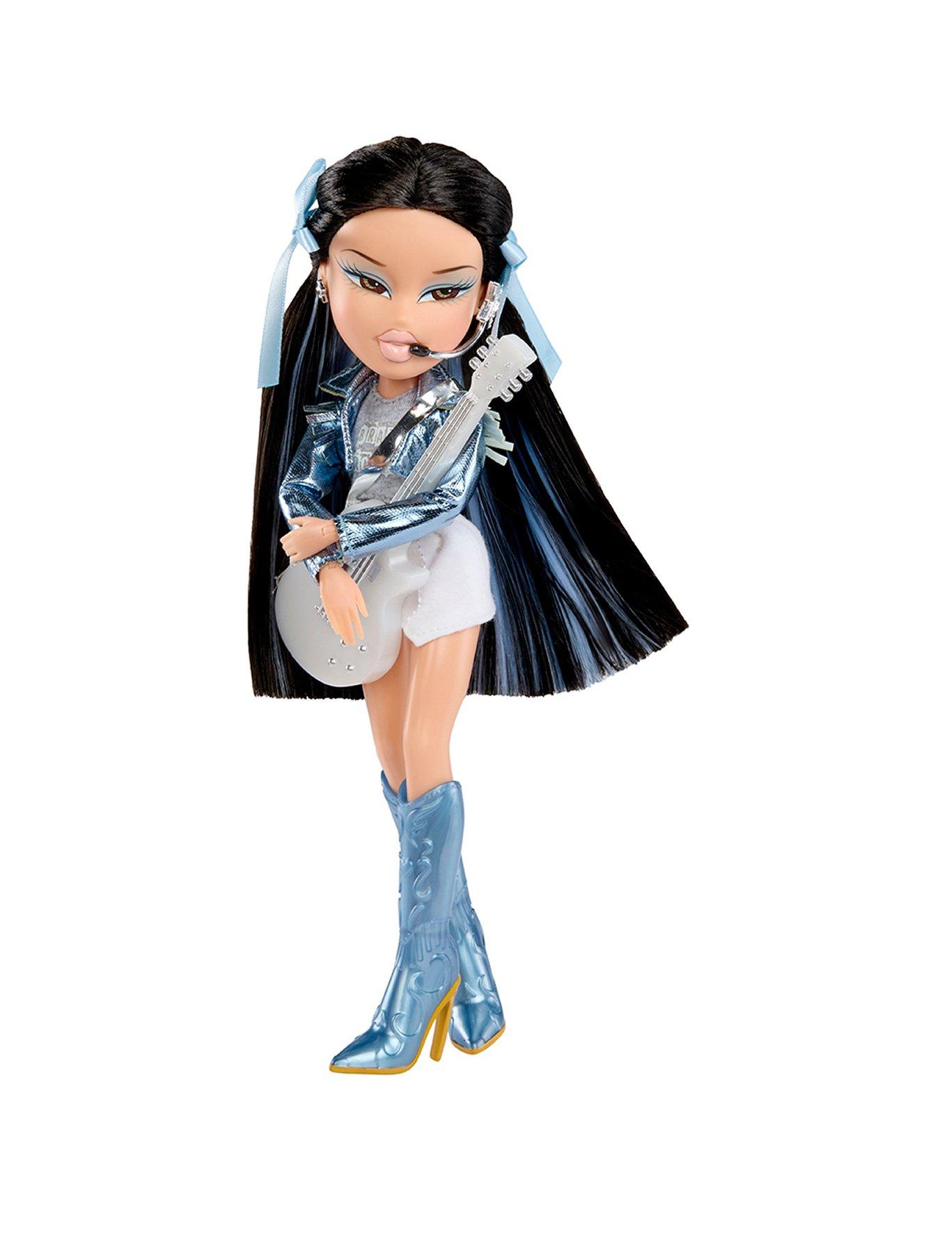 Image 1 of 7 of Bratz Pop Starz Doll - Jade