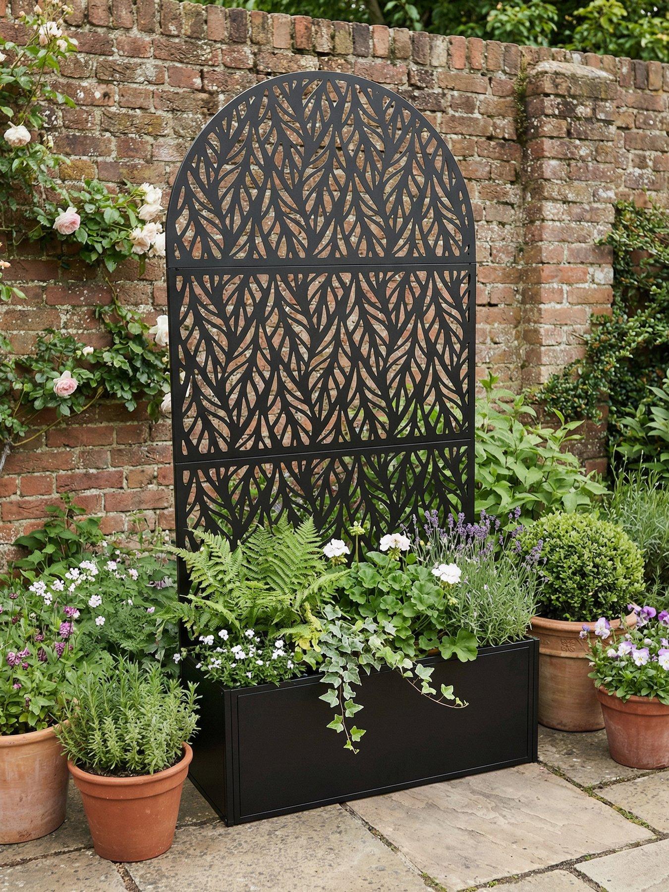 Scottish Everlastings 186x90cm Metal Planter with Curved Screen Black