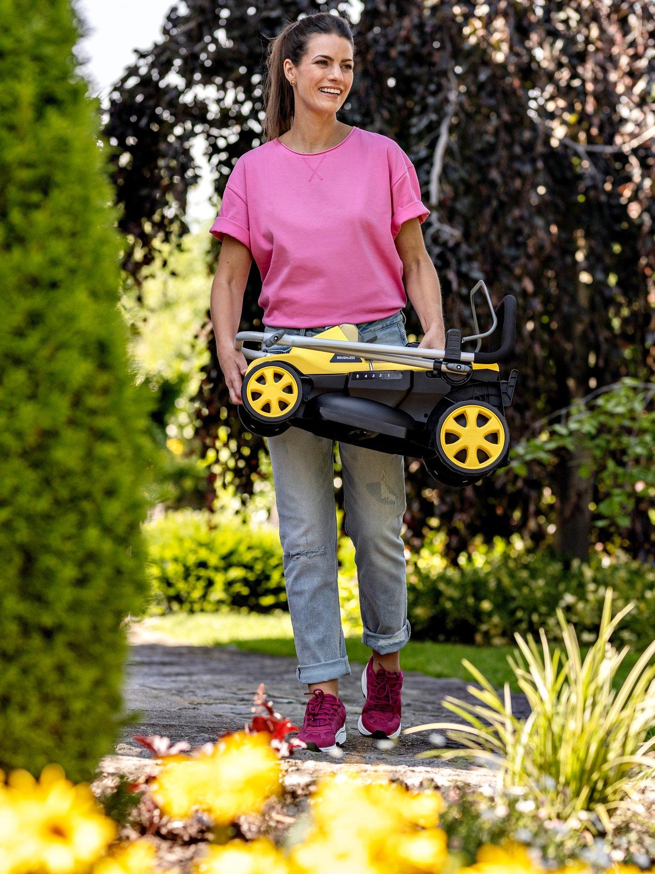 Image 7 of 7 of Karcher LMO 3-18 Battery Set Lawn Mower