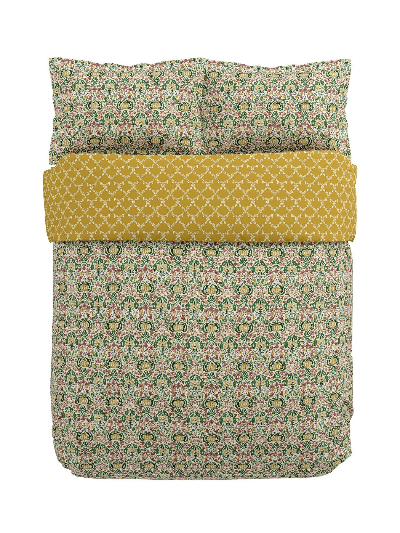 Image 3 of 4 of Morris & Co Little Chintz Cover Set Green