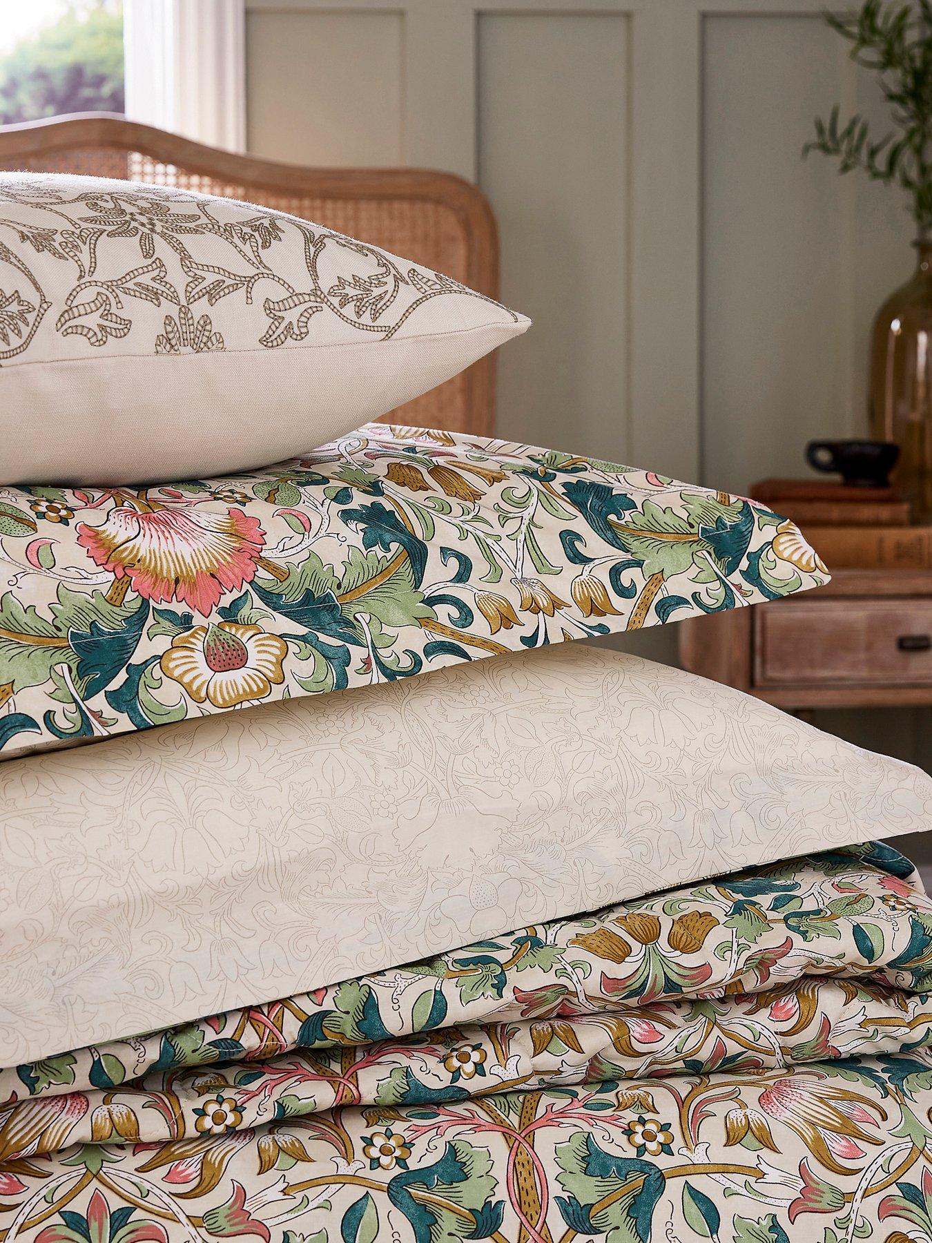 Image 4 of 4 of Morris & Co Lodden Cover Set Primrose