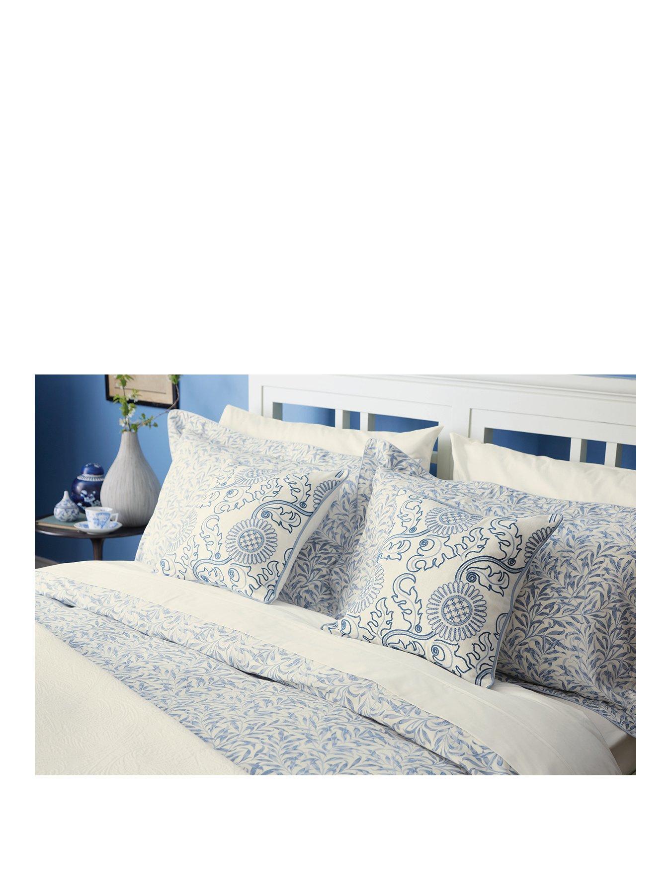 Image 2 of 5 of Morris & Co Willow Bough Cover Set China Blue