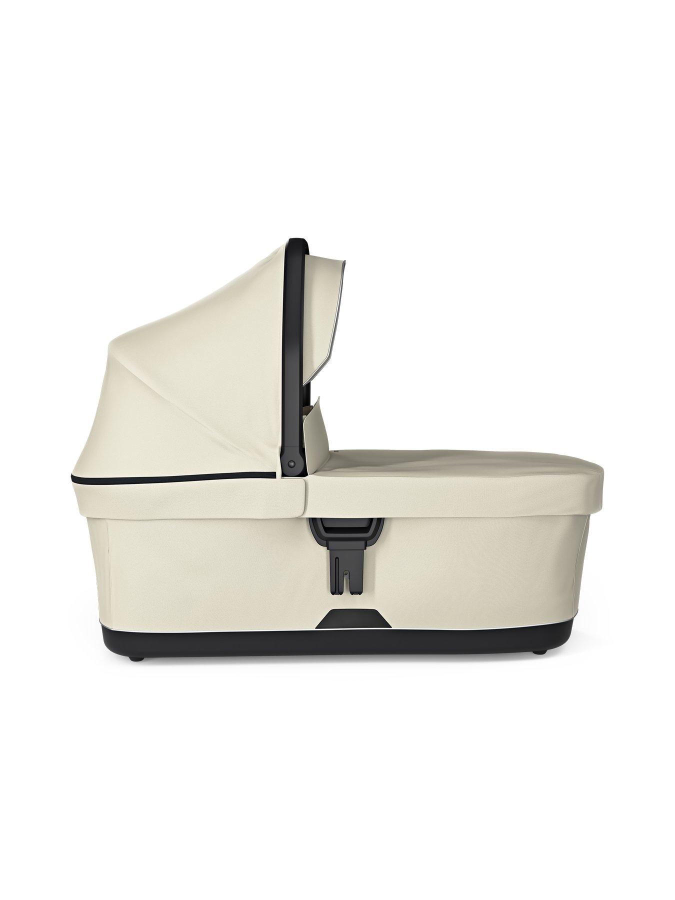 Image 2 of 6 of THULE Bassinet -&nbsp;Soft beige