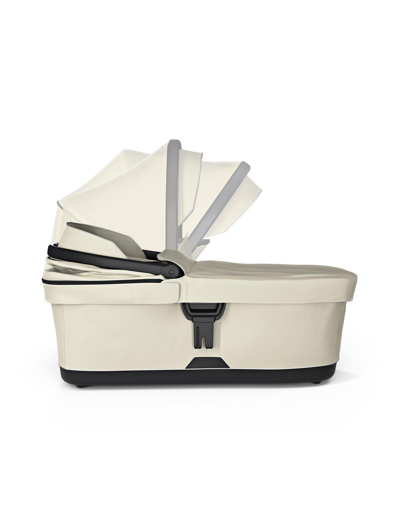 Image 3 of 6 of THULE Bassinet -&nbsp;Soft beige
