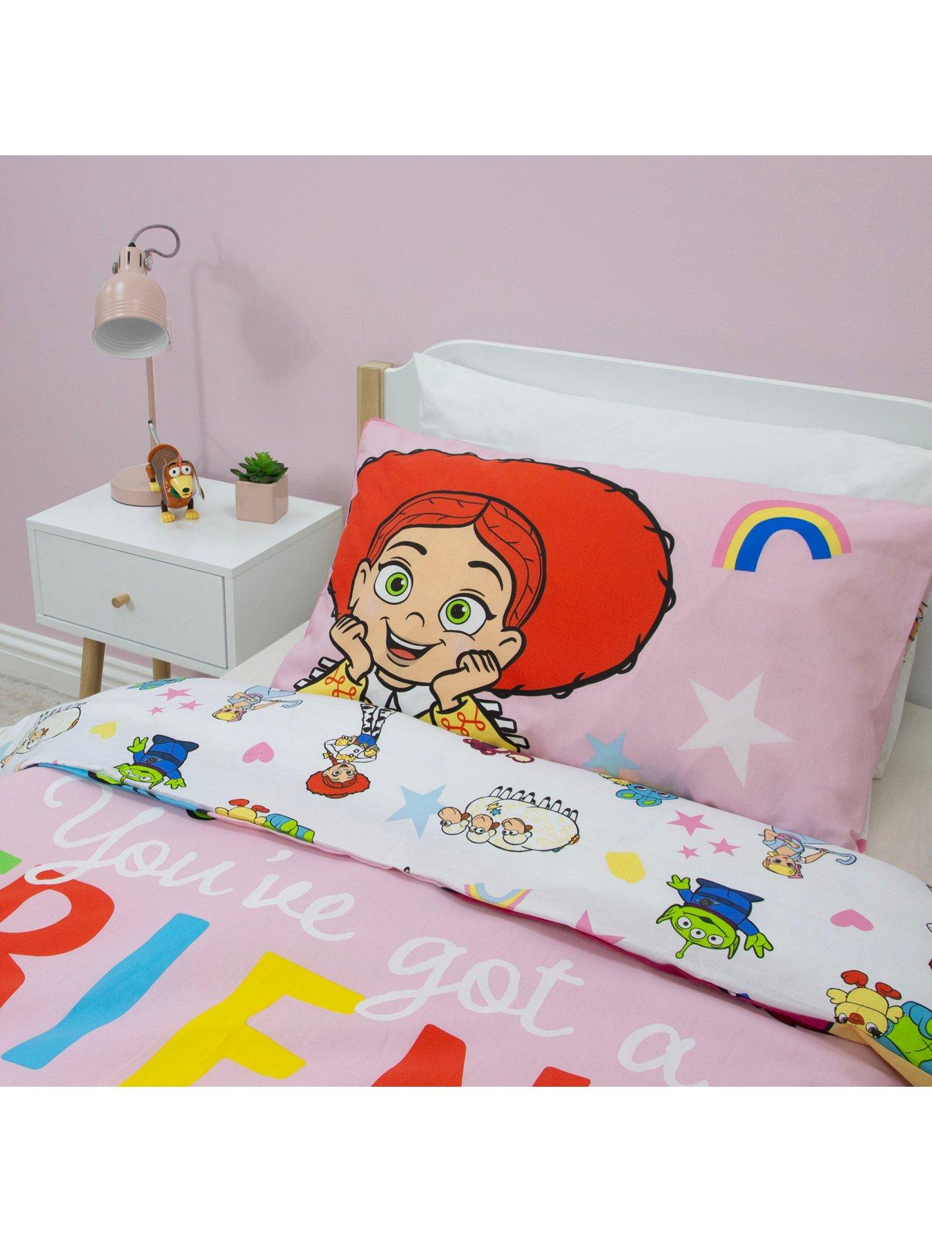 Image 3 of 4 of Toy Story Friendship Panel Duvet- Single