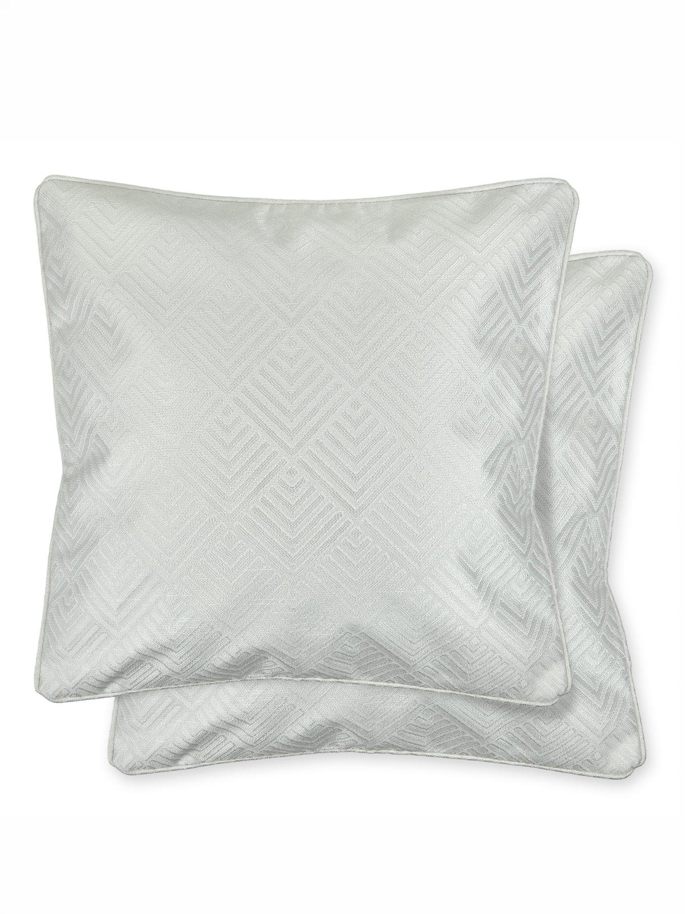 The Very Collection Sorrento Ultra Jacquard Filled Cushion Pair
