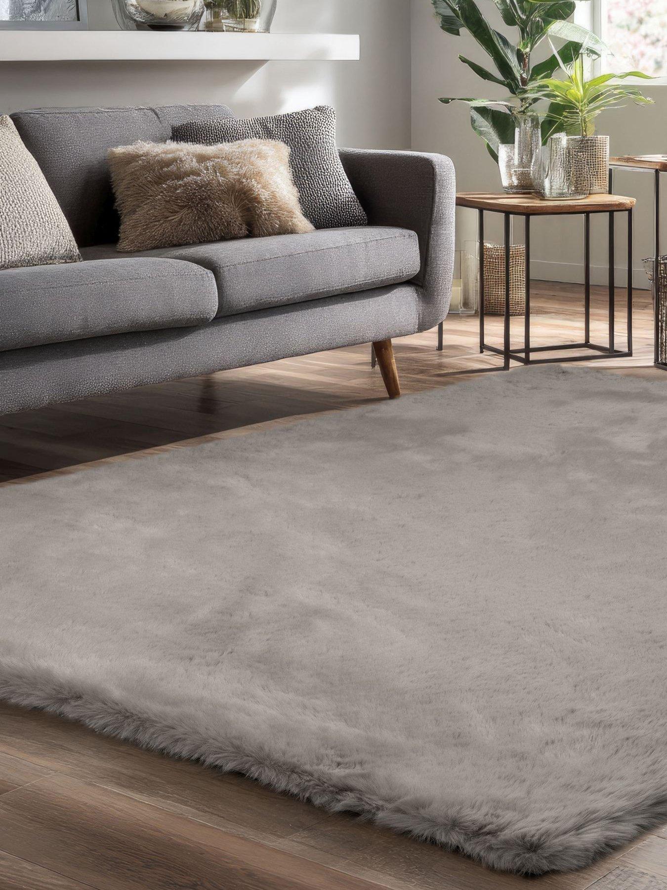 The Very Collection Polar Faux Fur Rug
