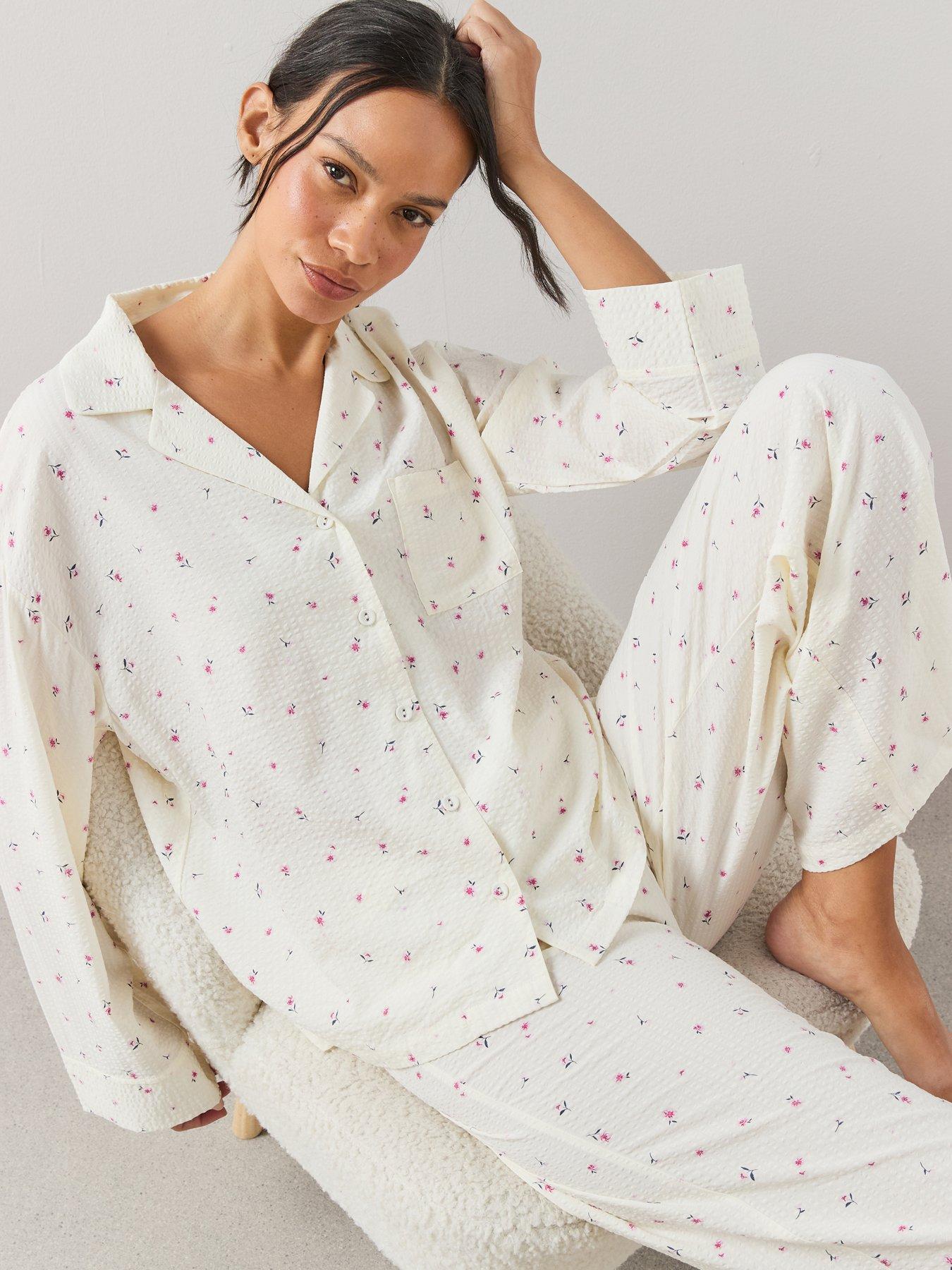 The Very Collection Woven Ditsy Floral Revere Pyjama Set - Cream