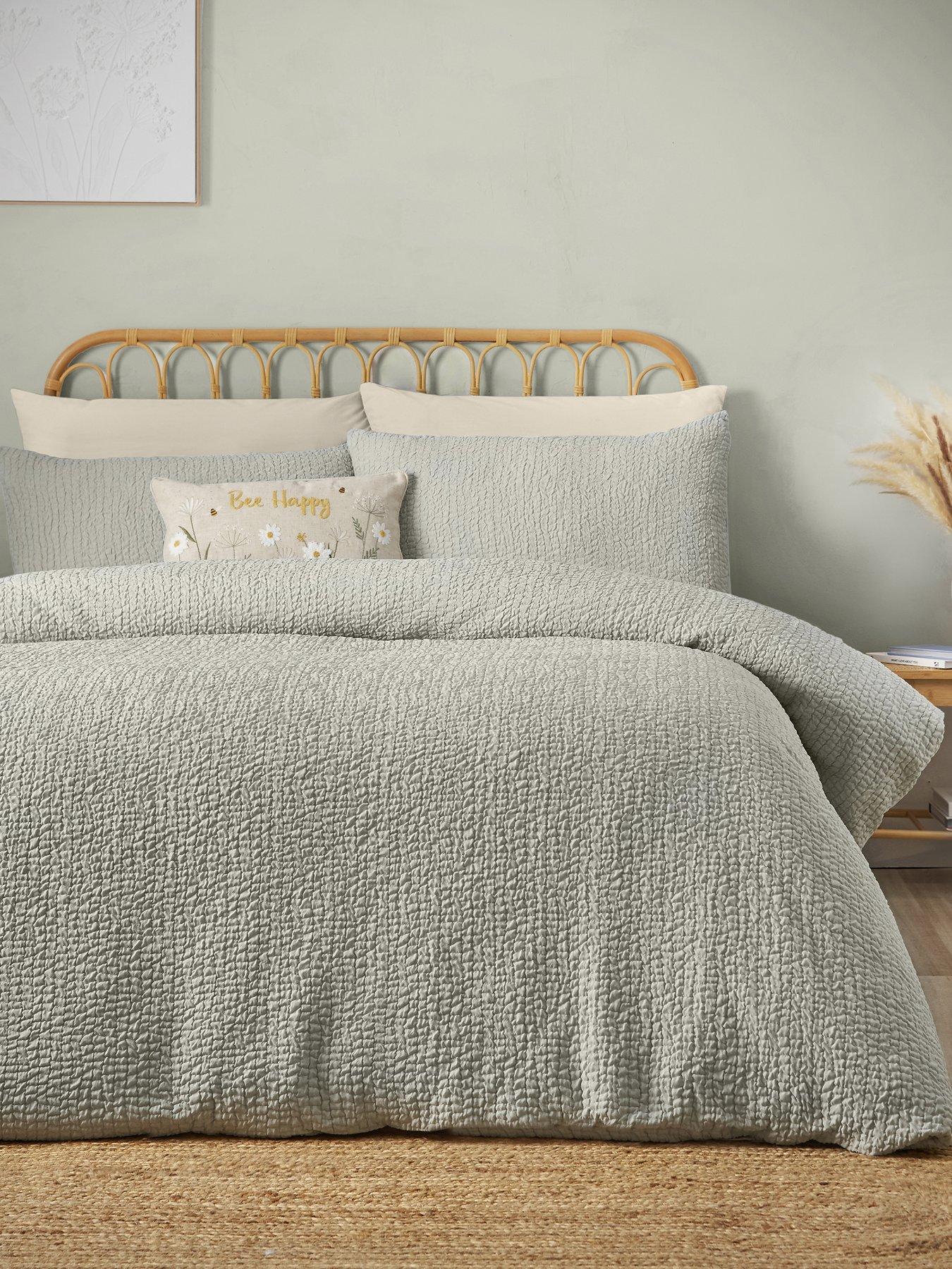 Catherine Lansfield Crinkle Seersucker Duvet Set Green