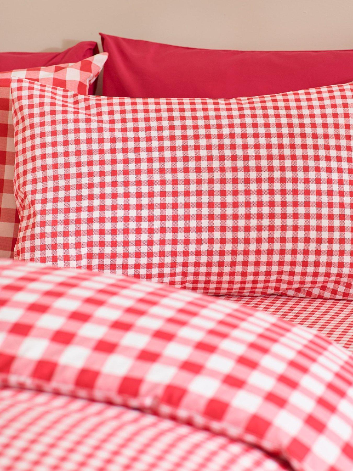 Image 4 of 5 of Catherine Lansfield Bamford Gingham Check Duvet Set Red