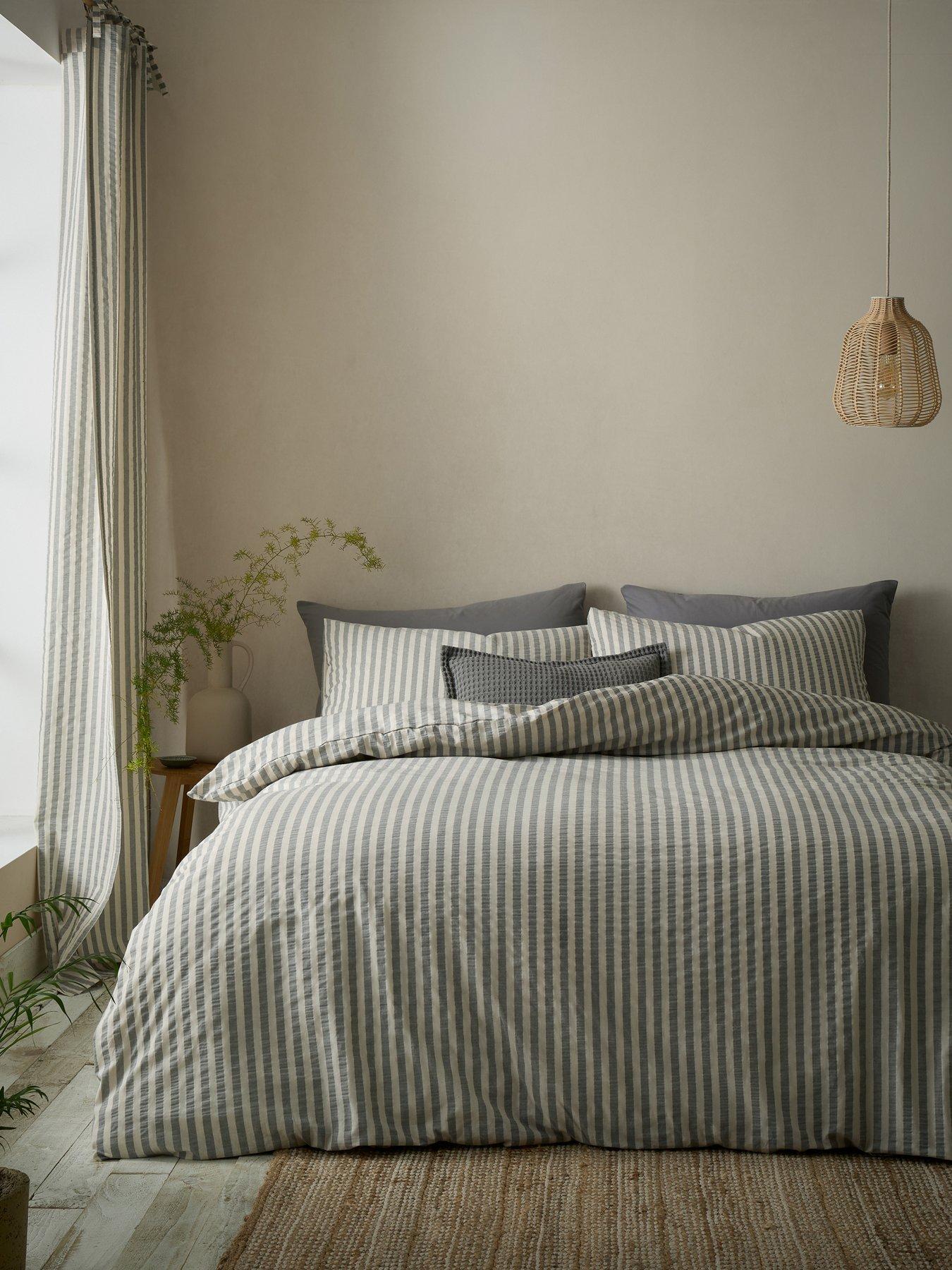 Pineapple Elephant Cotton Rich Woven Stripe Double Duvet Set Grey