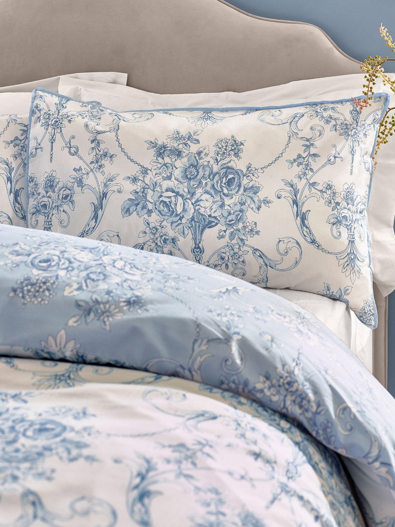 Image 5 of 6 of Catherine Lansfield Antoinette Damask Floral Duvet Set Blue
