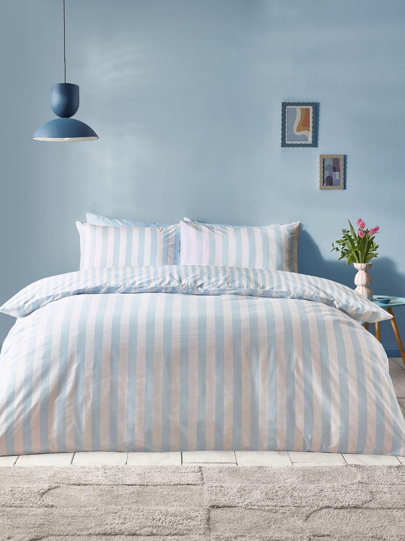 Sassy B Stripe Tease Single Duvet Set Red