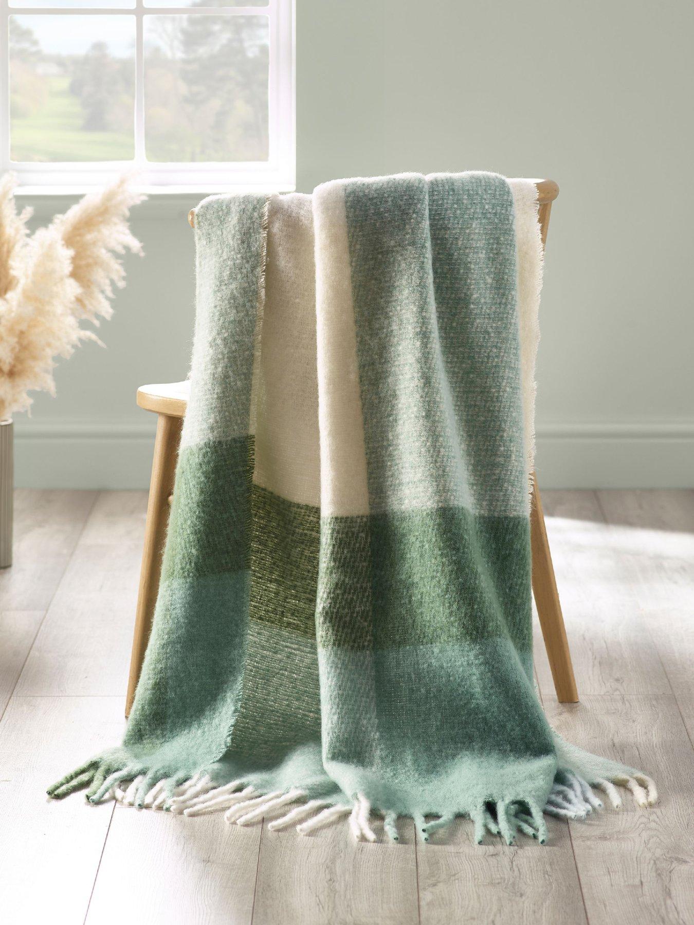 Catherine Lansfield Faux Mohair Check Throw 130x170 Green