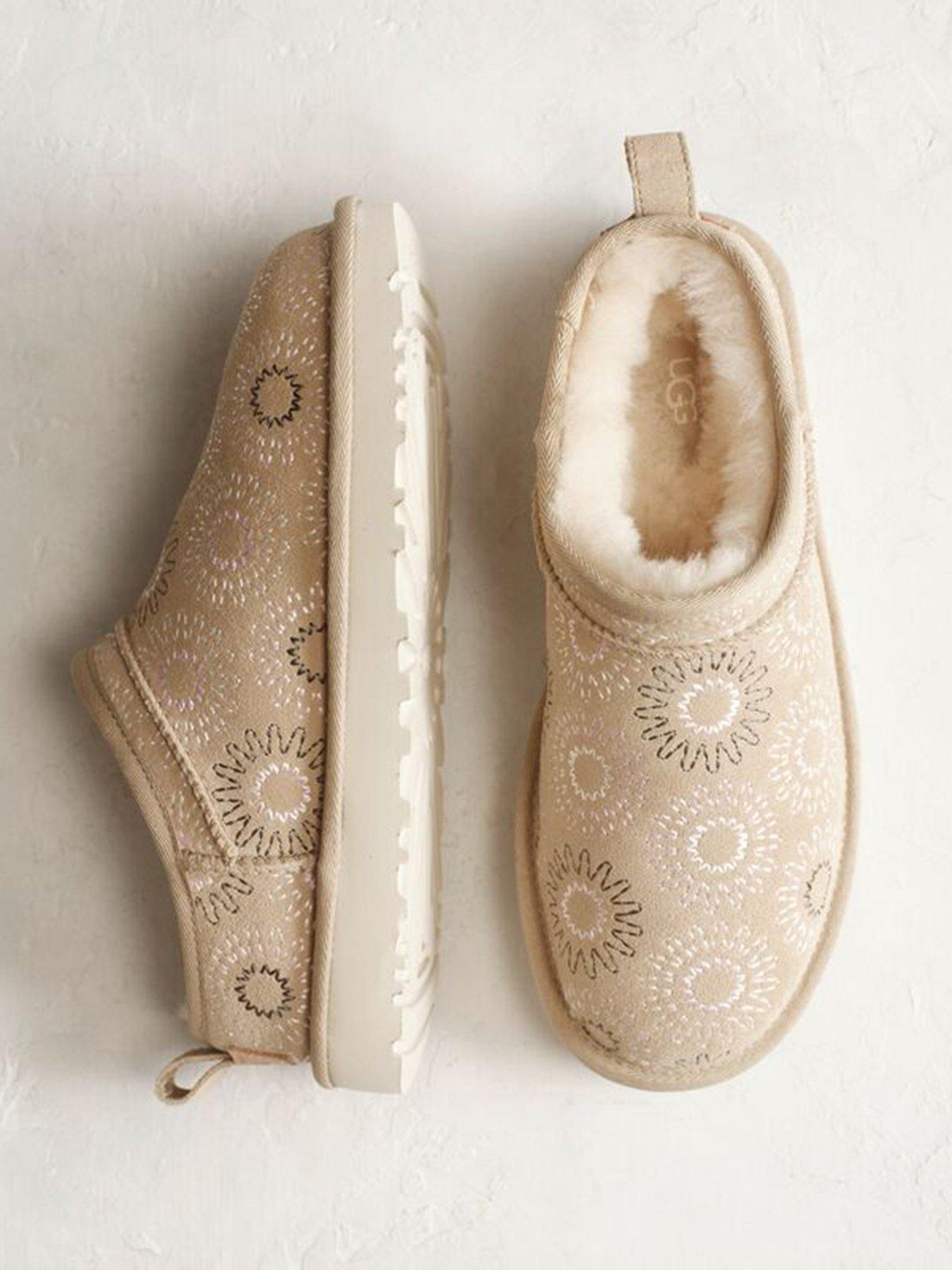 UGG Classic Micro Sun Stitch