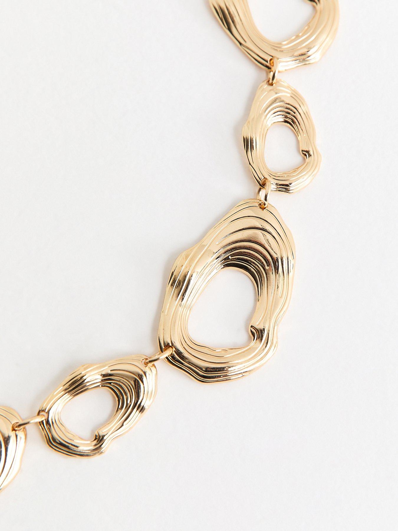 Image 2 of 2 of New Look Gold Tone Irregular Oval Ring Chain Belt