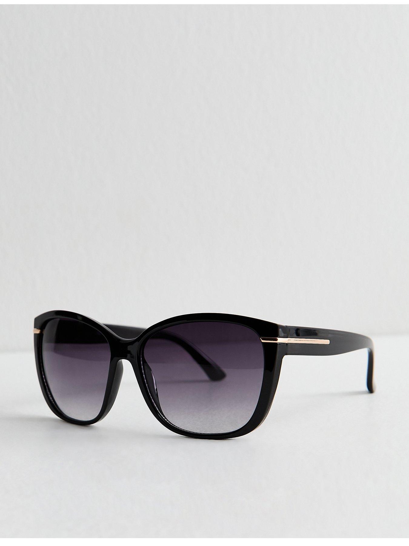 Image 1 of 4 of New Look Round Sunglasses - Black