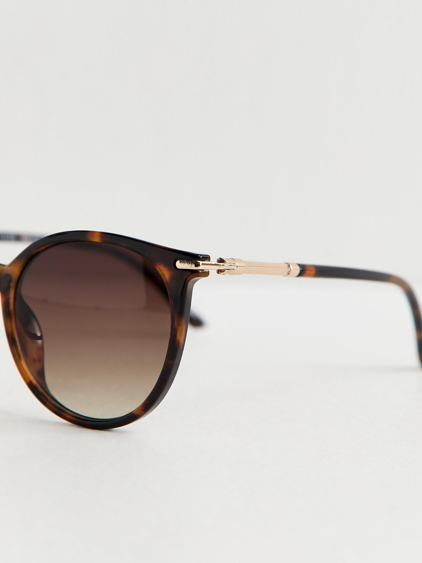 Image 4 of 4 of New Look Speckled Round Frame Sunglasses - Dark Brown