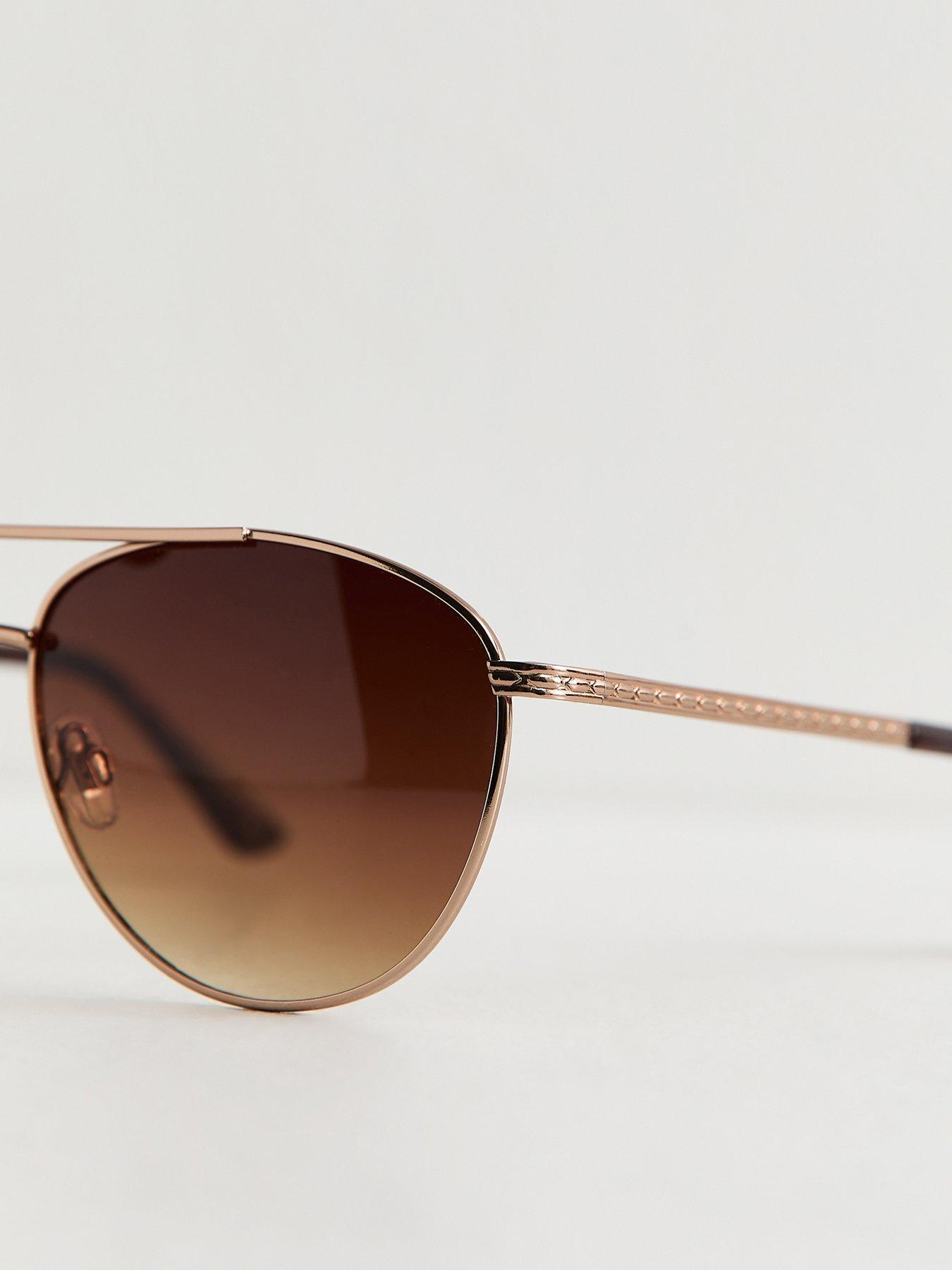 Image 4 of 4 of New Look Tone Metal Aviator Sunglasses - Gold