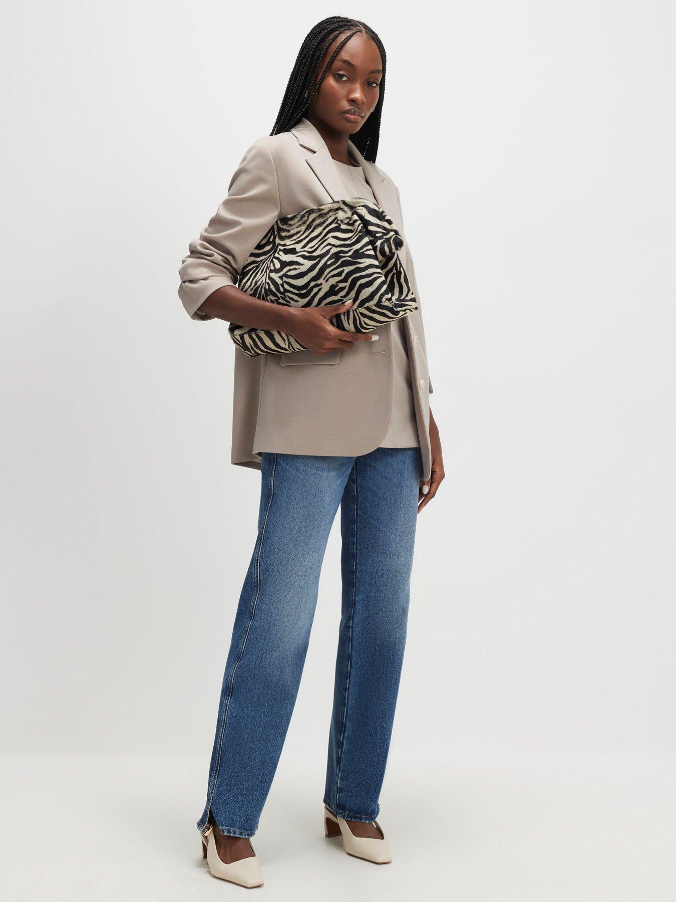 Image 3 of 4 of River Island Long Sleeve Oversized Scuba Blazer - Cream