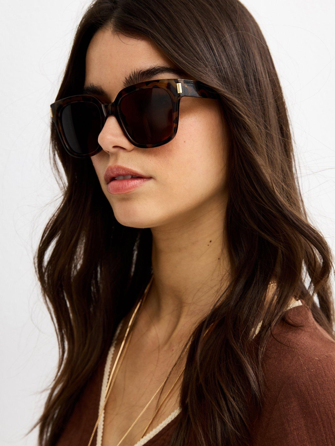 Image 2 of 4 of New Look Tortoise Effect D Frame Sunglasses - Brown