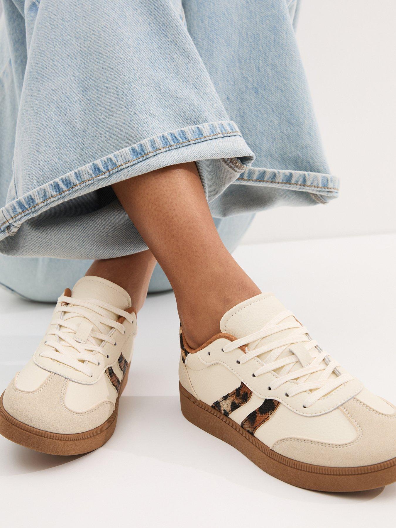 Image 4 of 5 of New Look Stone Panelled Faux Suede Leopard Trim Trainers - Grey