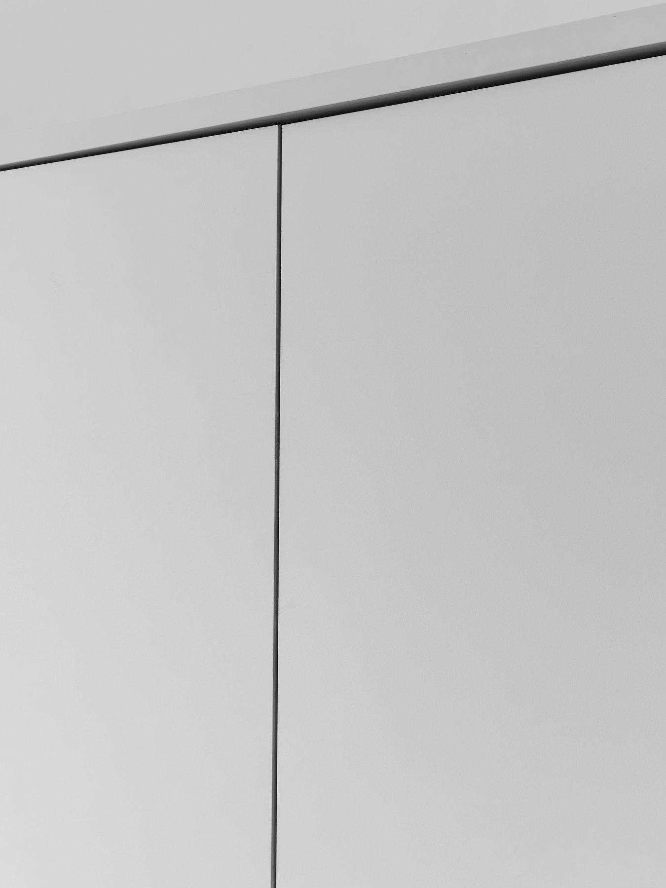 Image 7 of 7 of The Very Collection Murcia 3 Door Wardrobe