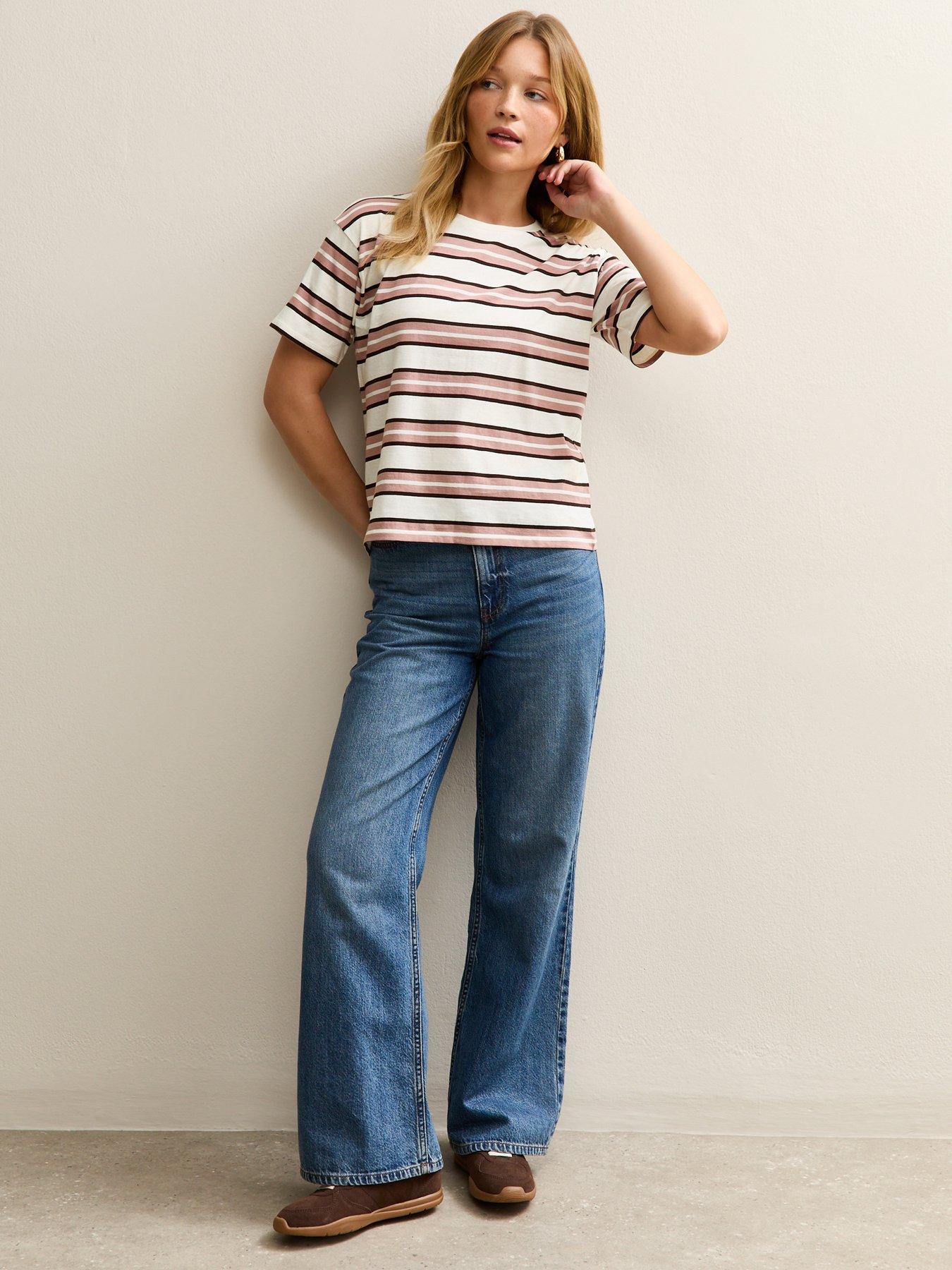Image 3 of 5 of New Look Boxy Short Sleeve Stripe T-Shirt - Cream