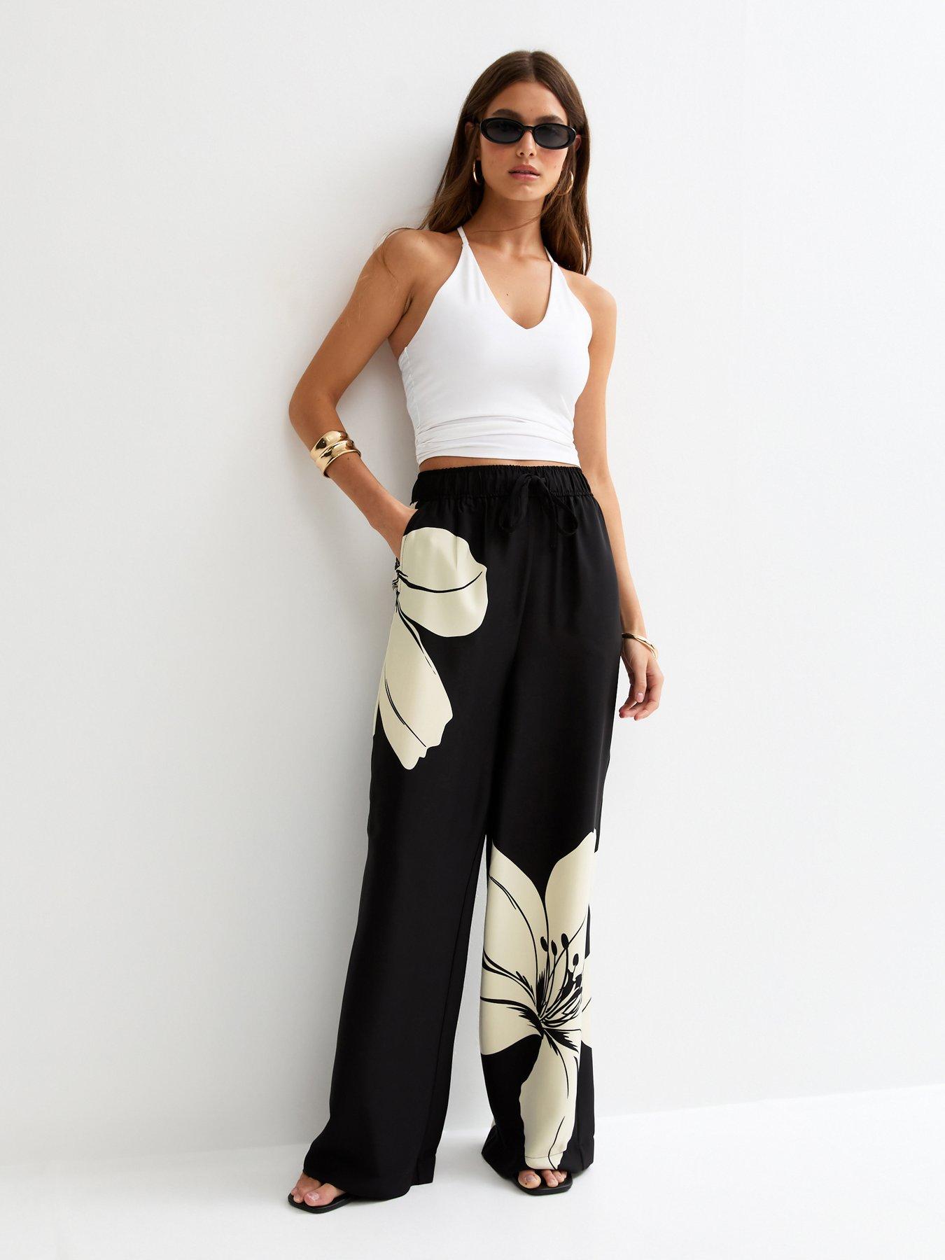 New Look Lily Large Floral Wide Leg Trousers - Black