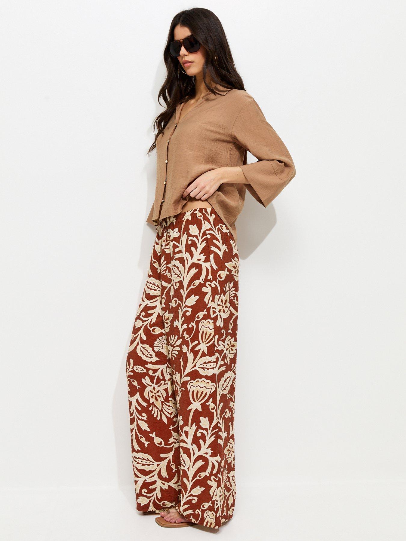 Image 3 of 5 of New Look Folk Leaf Print Wide Leg Trousers - Red
