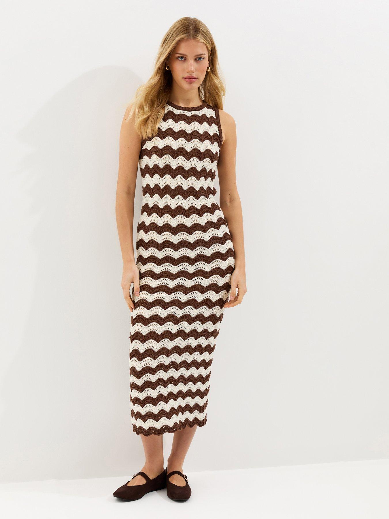 New Look Cotton Rich Knit Sleeveless Zig Zag Beach Maxi Dress - Brown