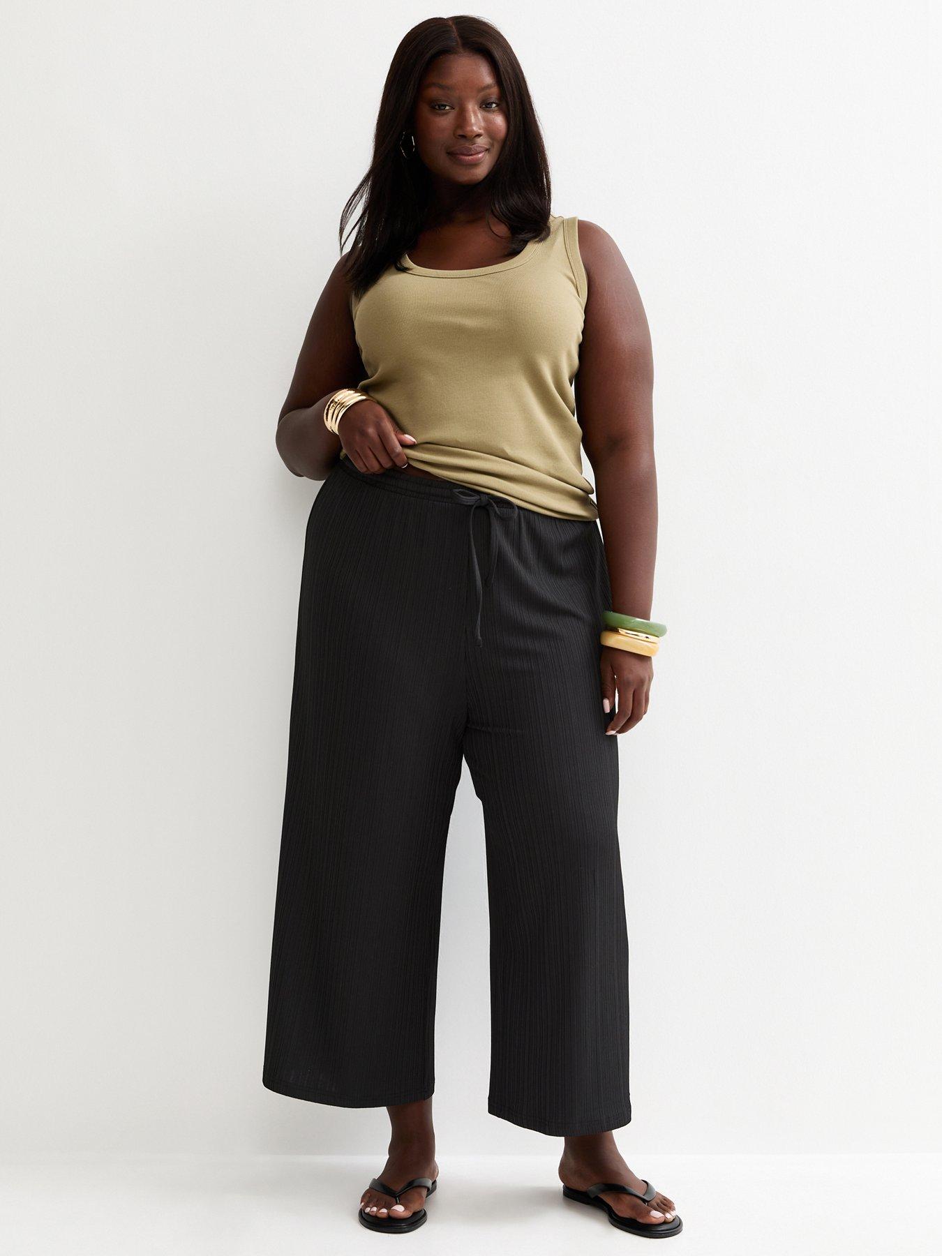 Image 3 of 5 of New Look Curves Ribbed Drawstring Cropped Trousers - Black