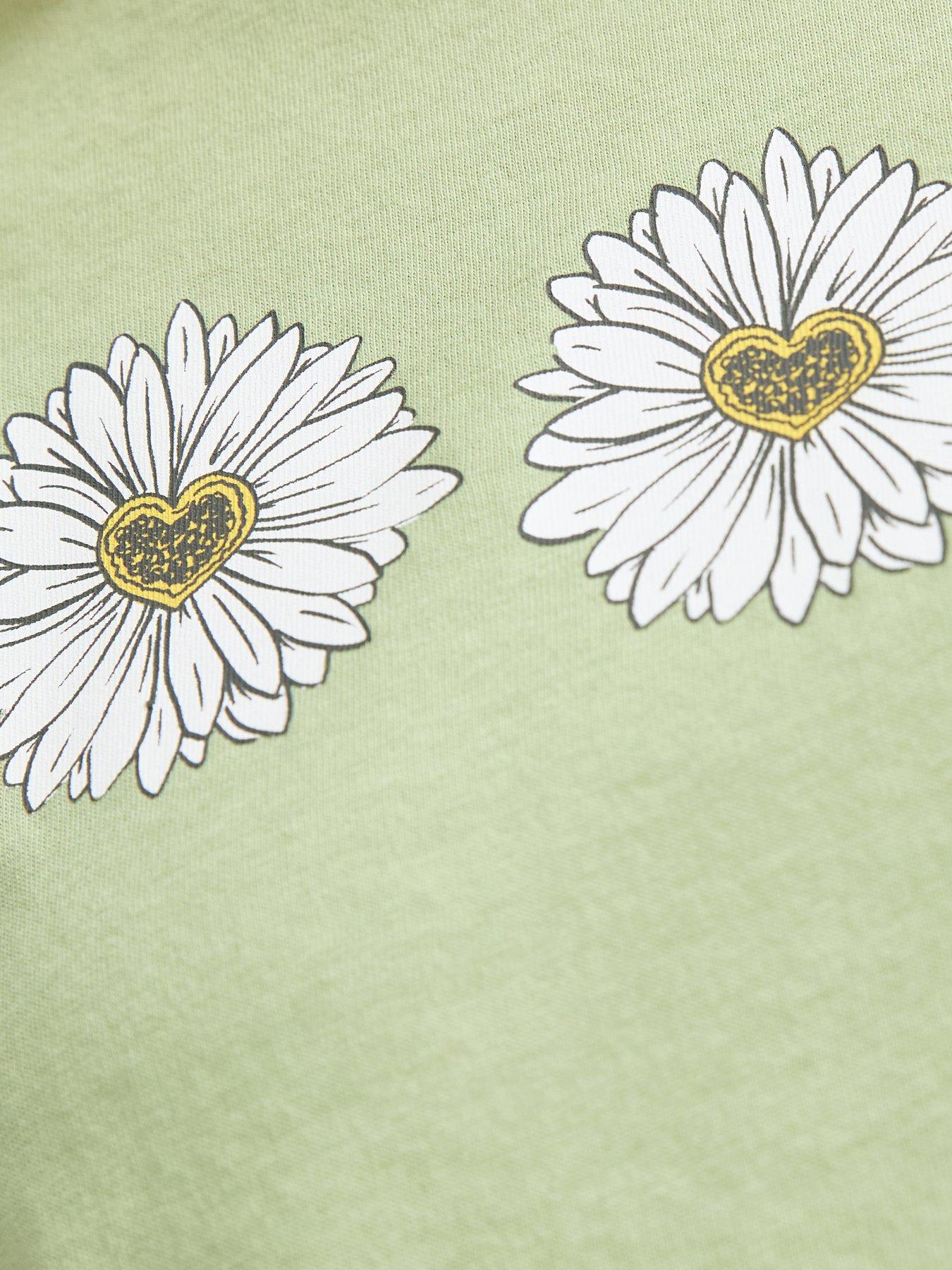 Image 5 of 5 of New Look Daisy Print T-Shirt - Green