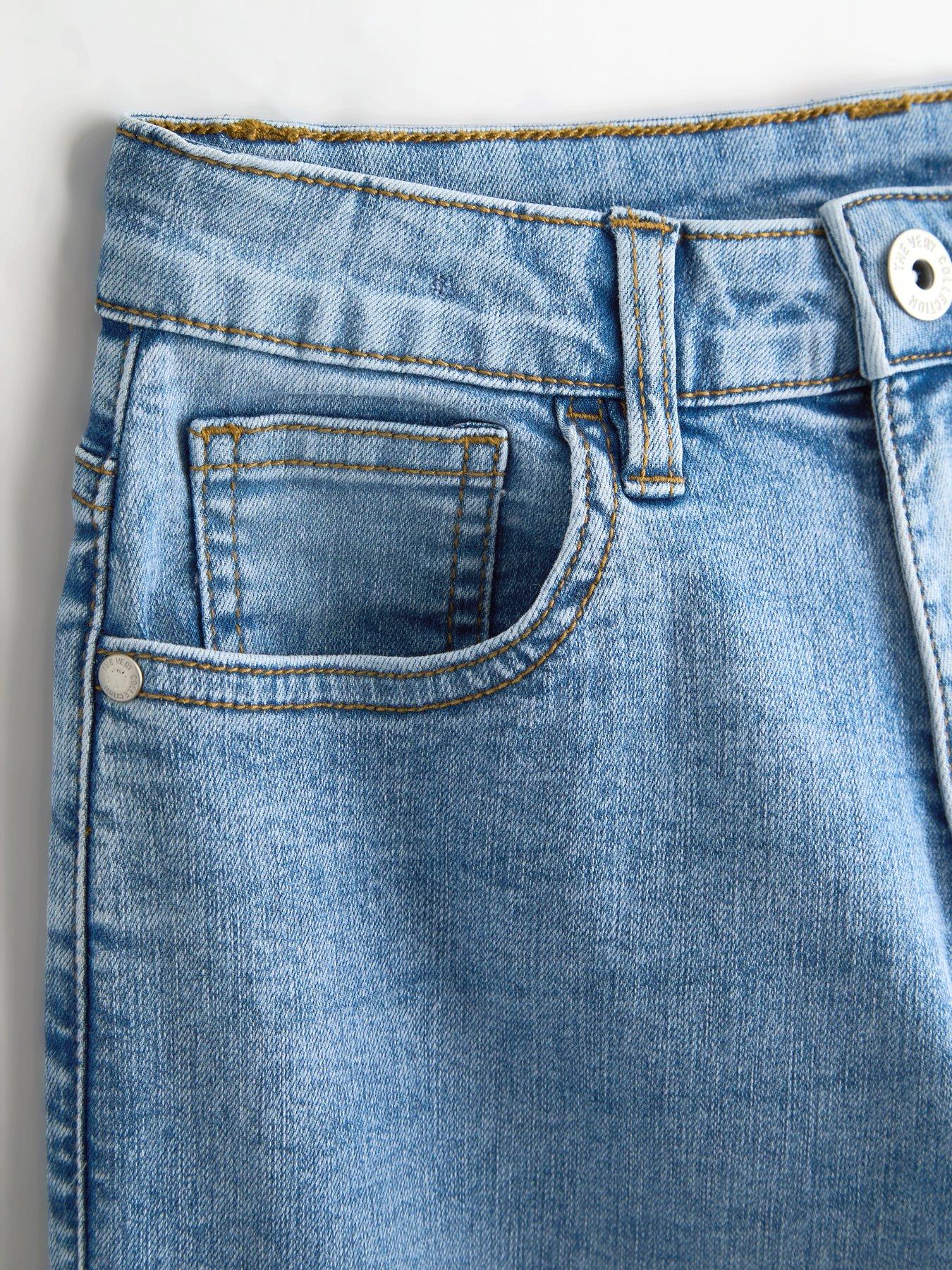 Image 4 of 6 of The Very Collection Girls Barrell Leg Jeans (3 - 16 years) - Mid Wash