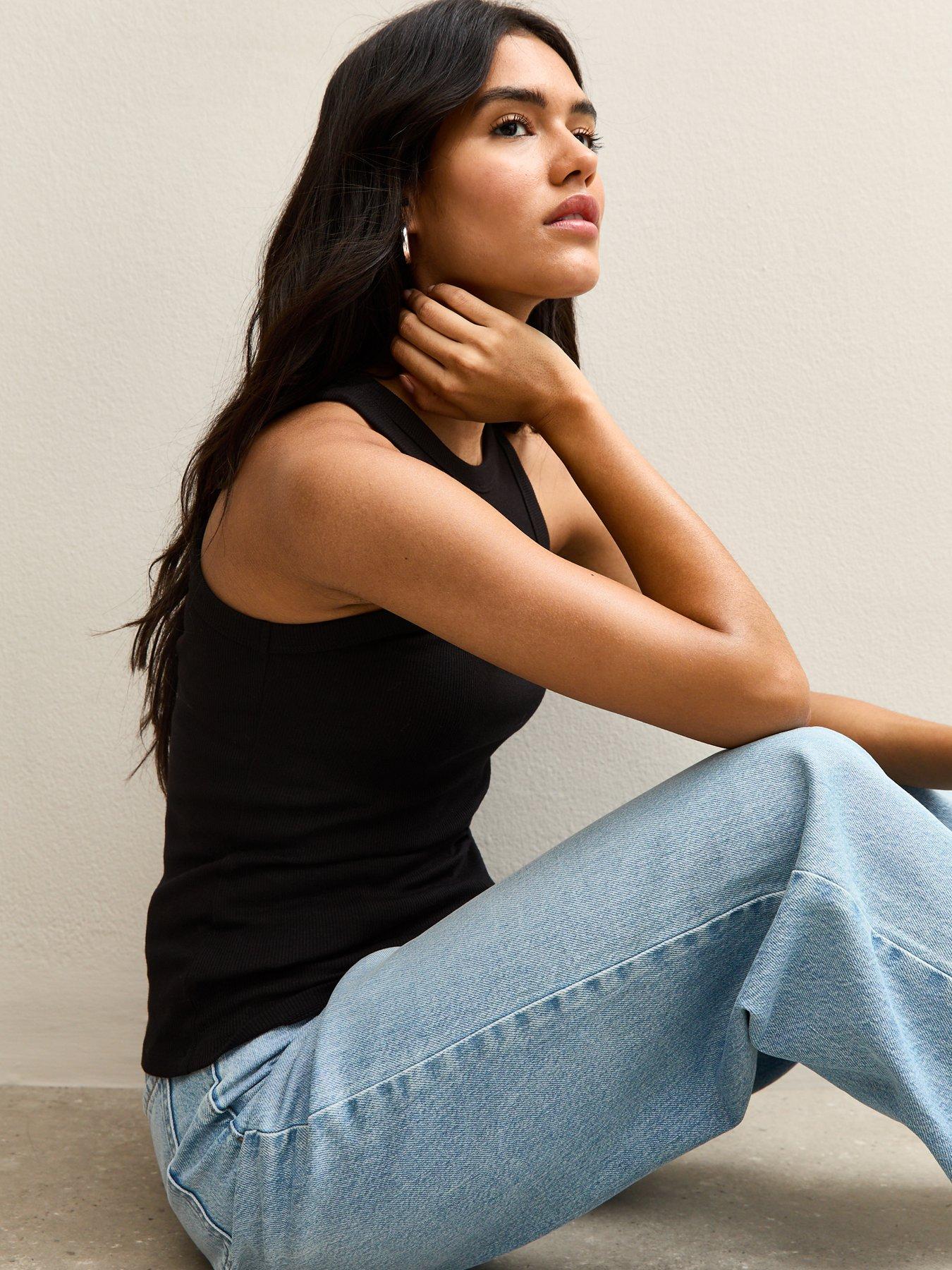 Image 3 of 4 of New Look Racer Back Vest Top - Black