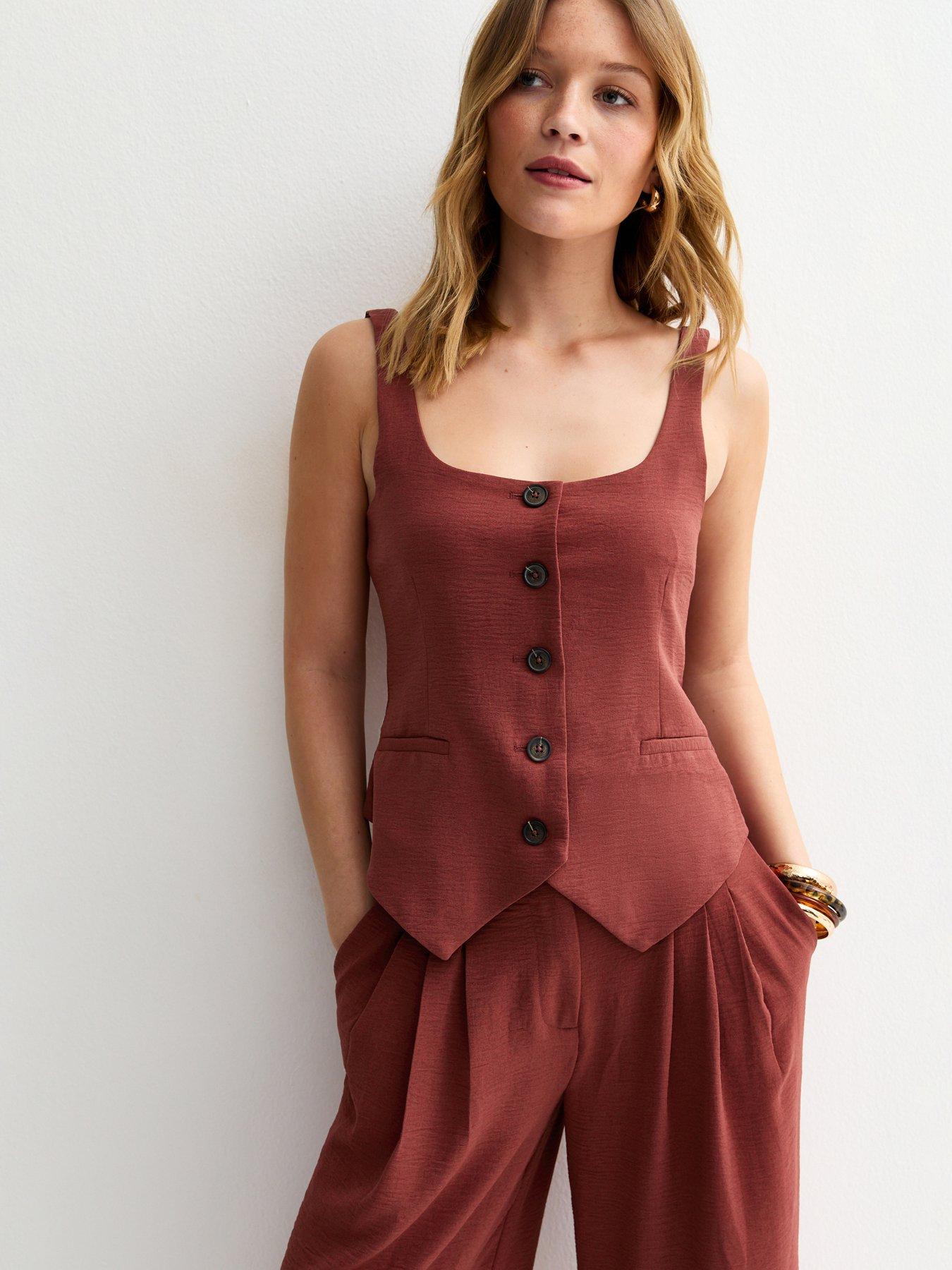 New Look Scoop Neck Button Up Waistcoat - Rust