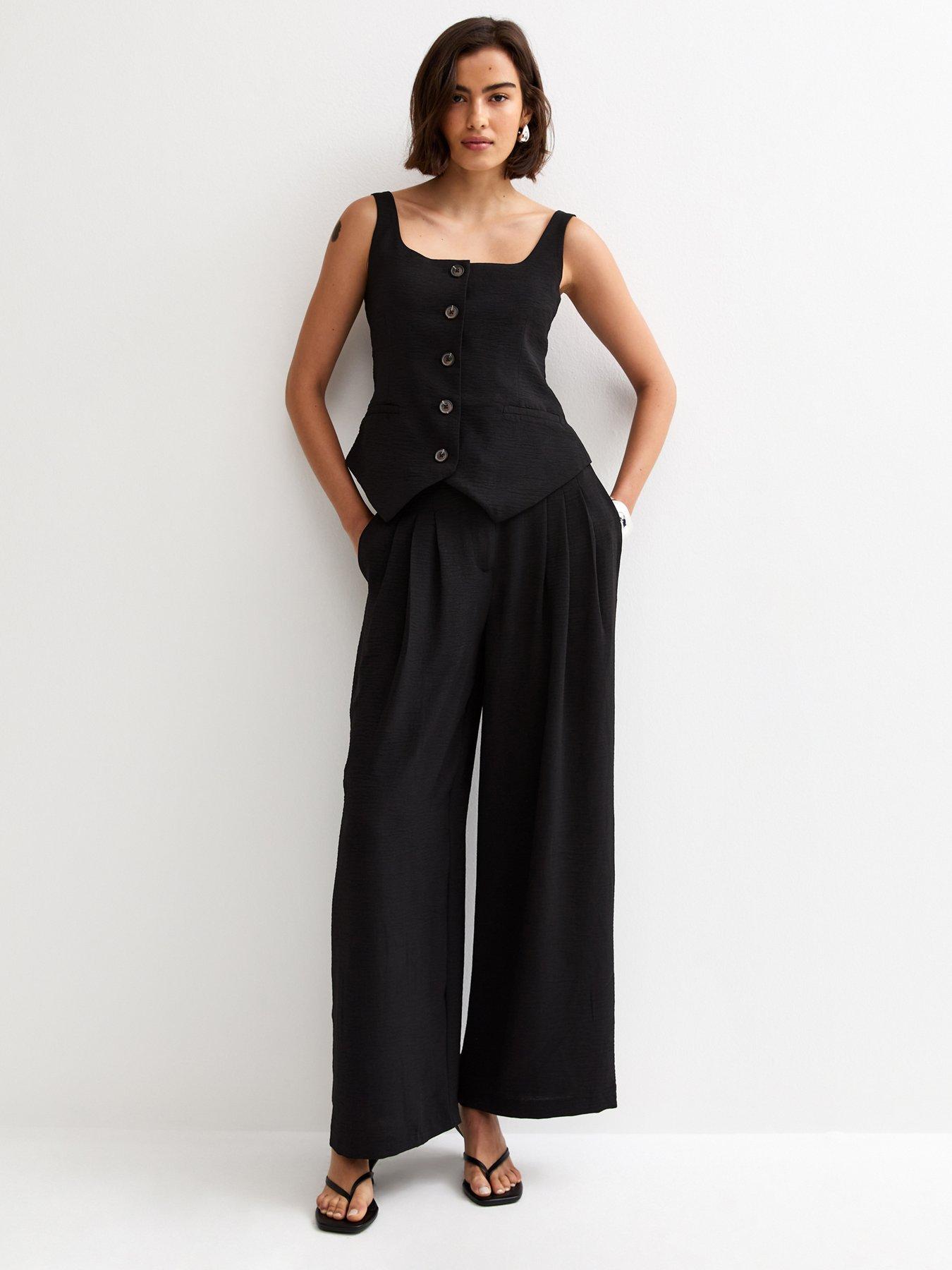 Image 3 of 6 of New Look Scoop Neck Button Up Waistcoat - Black