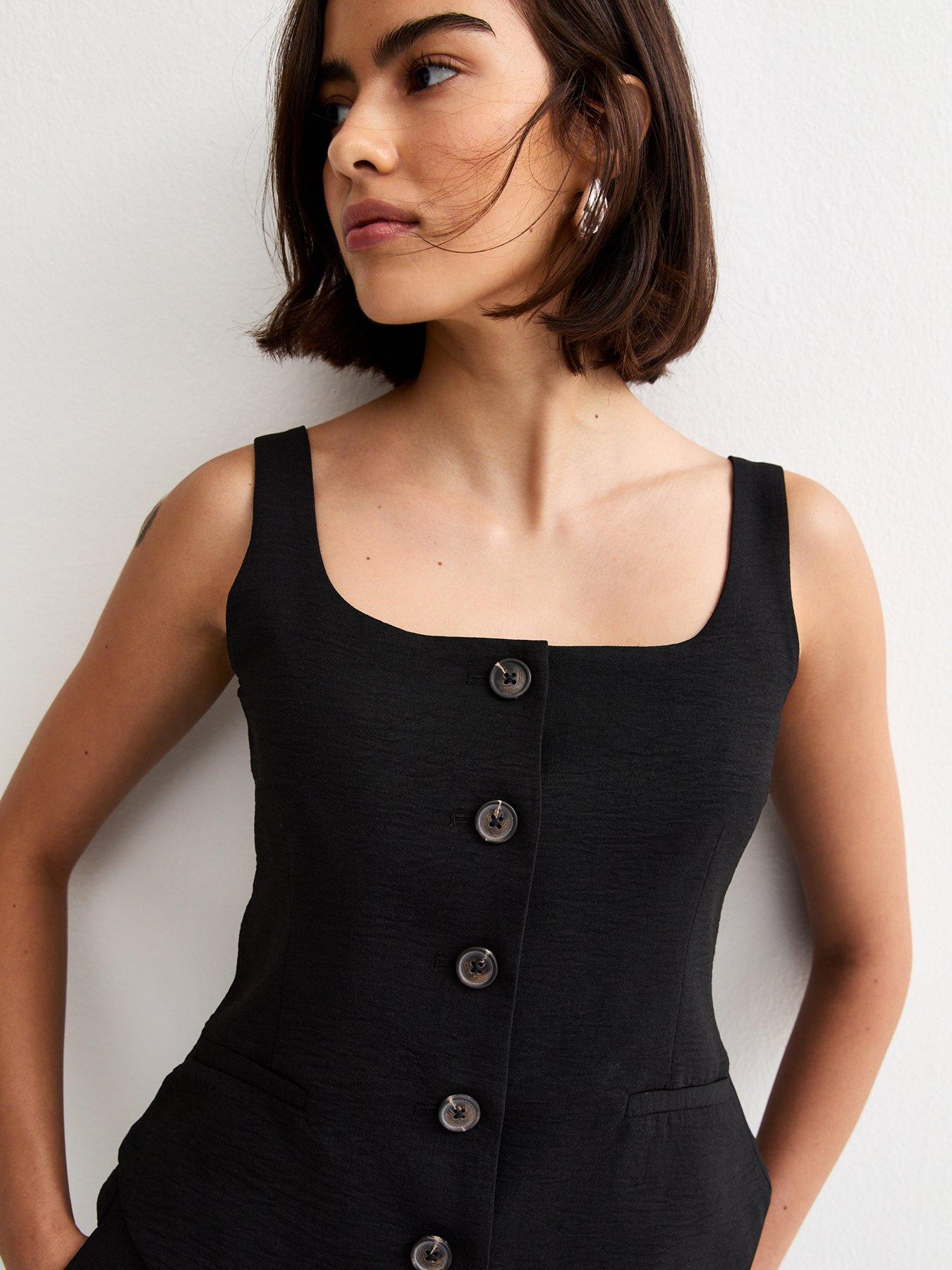 Image 5 of 6 of New Look Scoop Neck Button Up Waistcoat - Black