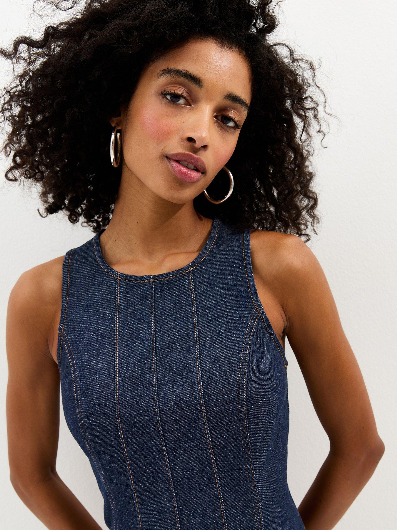 new look denim dress A-Line Sleeveless Midi - Blue Model is 5 9 size:2 (XS) Midi trend_mesh Black Knit Dress -