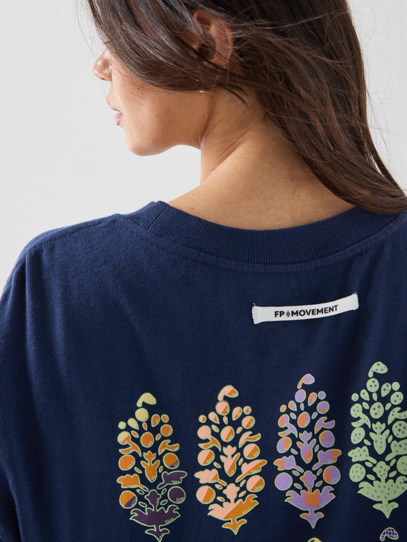 Image 4 of 6 of FP Movement Womens Training Logo Tackle T-Shirt - Navy