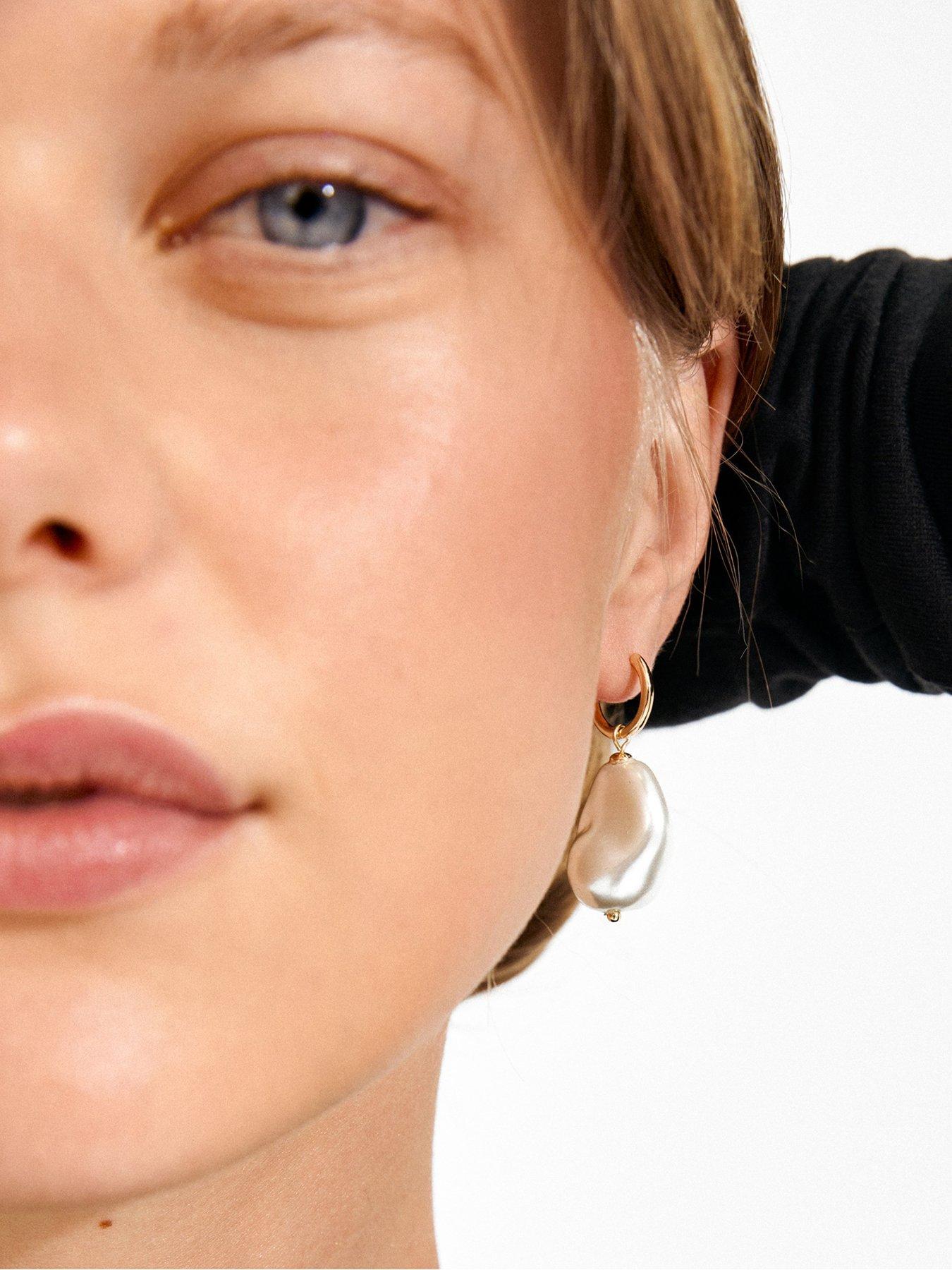 Image 3 of 4 of Pilgrim RADLEY earrings gold-plated