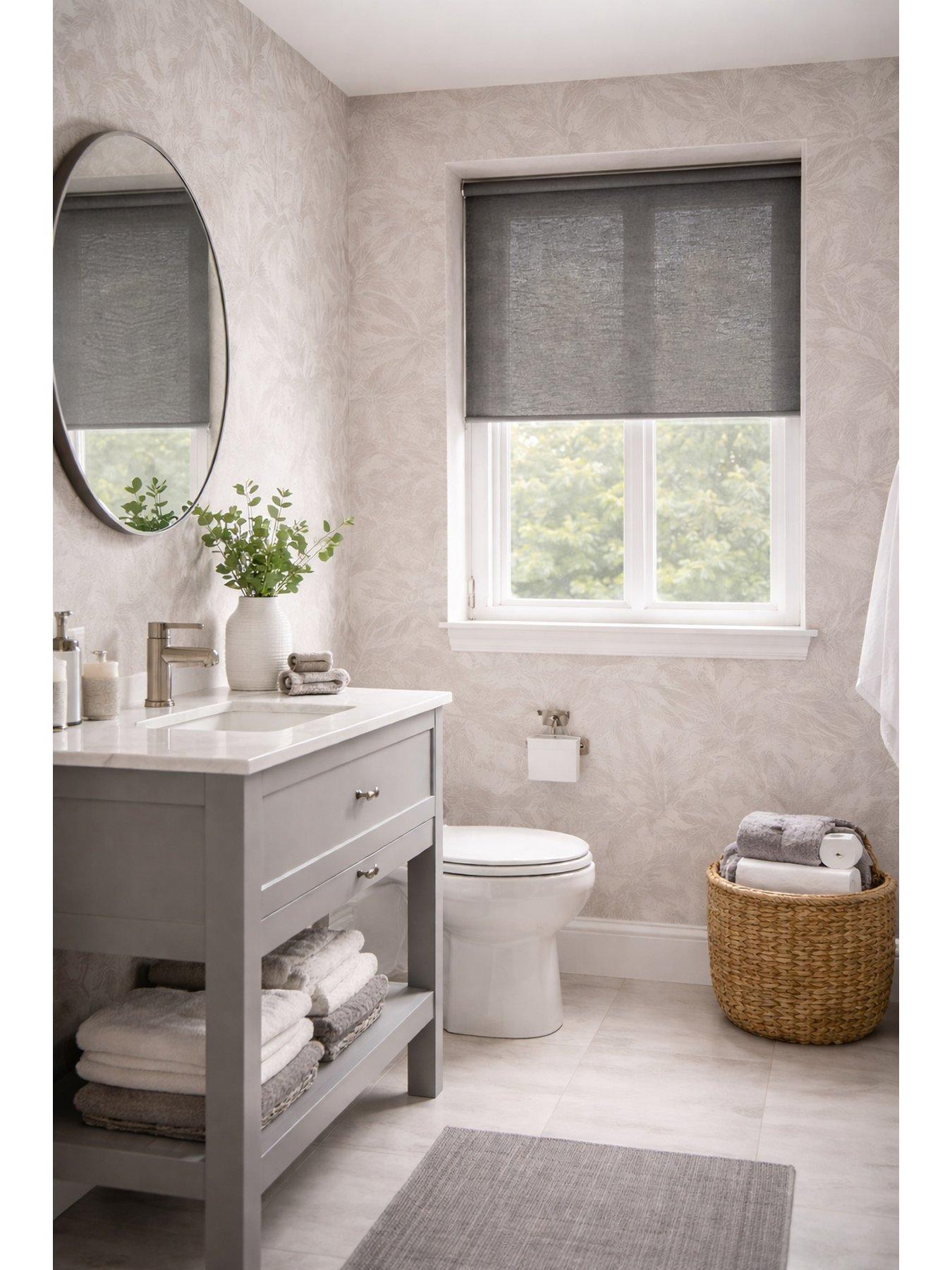 Image 4 of 7 of The Very Collection Sheer Roller Blind 60x160